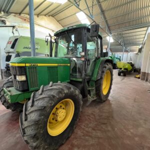 JOHN DEERE 6210