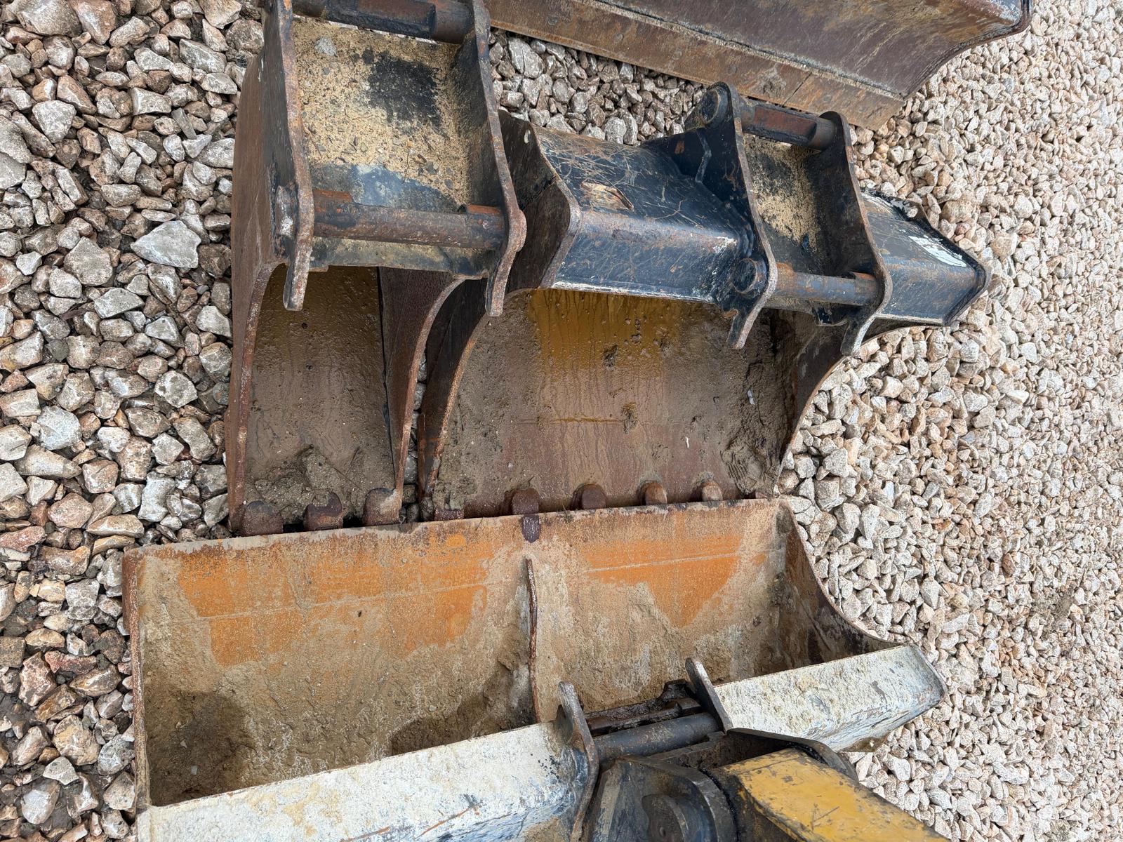 CATERPILLAR 305 E2 CR