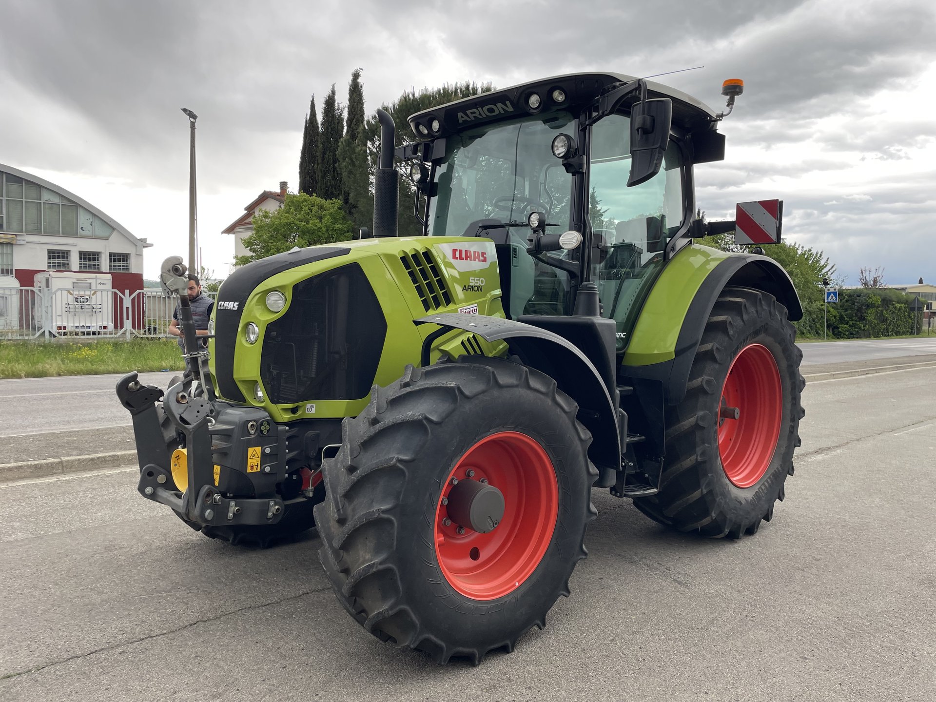 CLAAS ARION 550