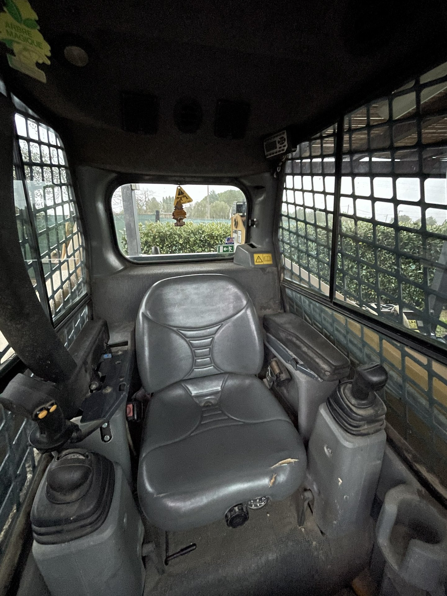 GEHL R220