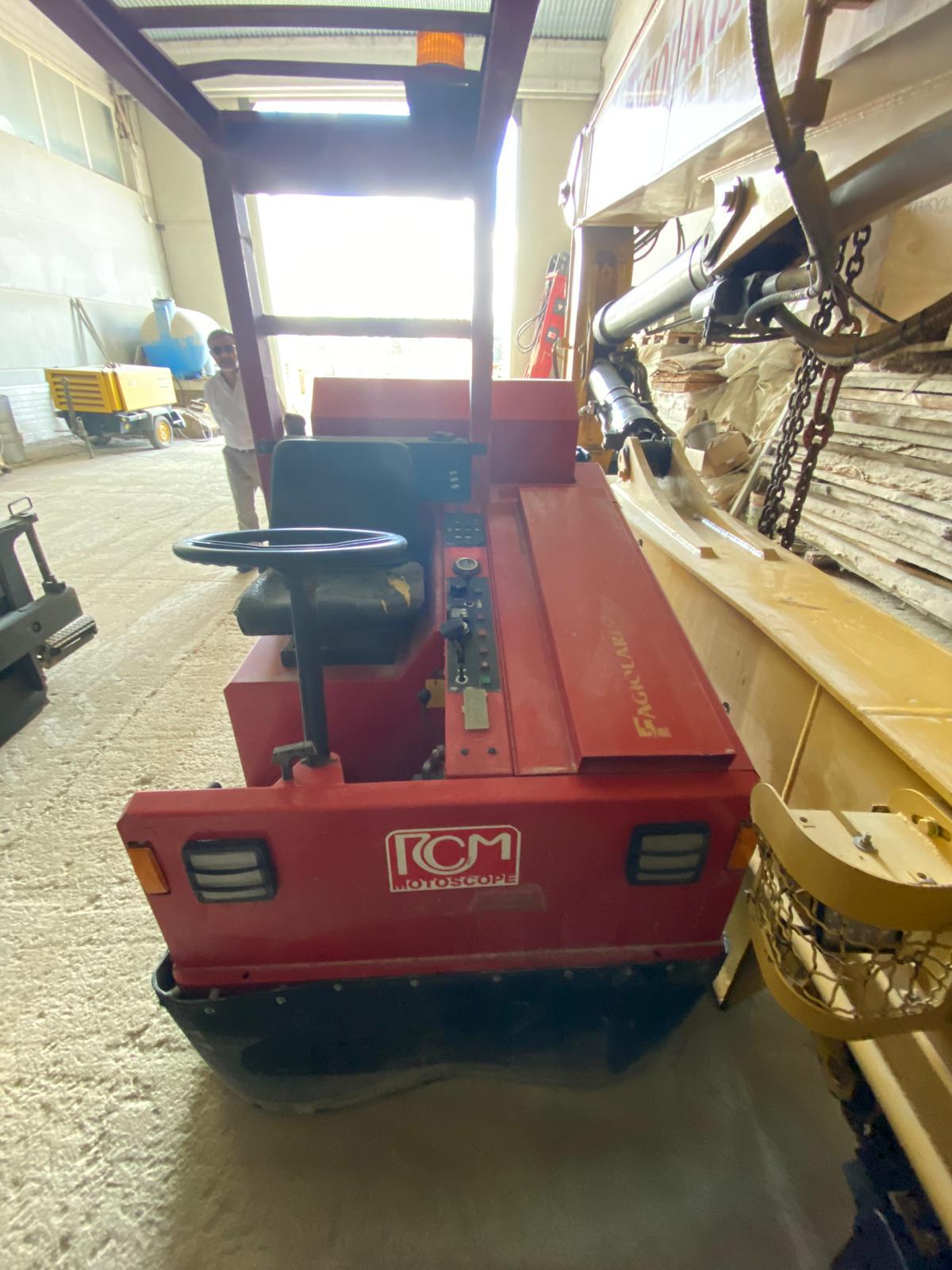 RCM R952