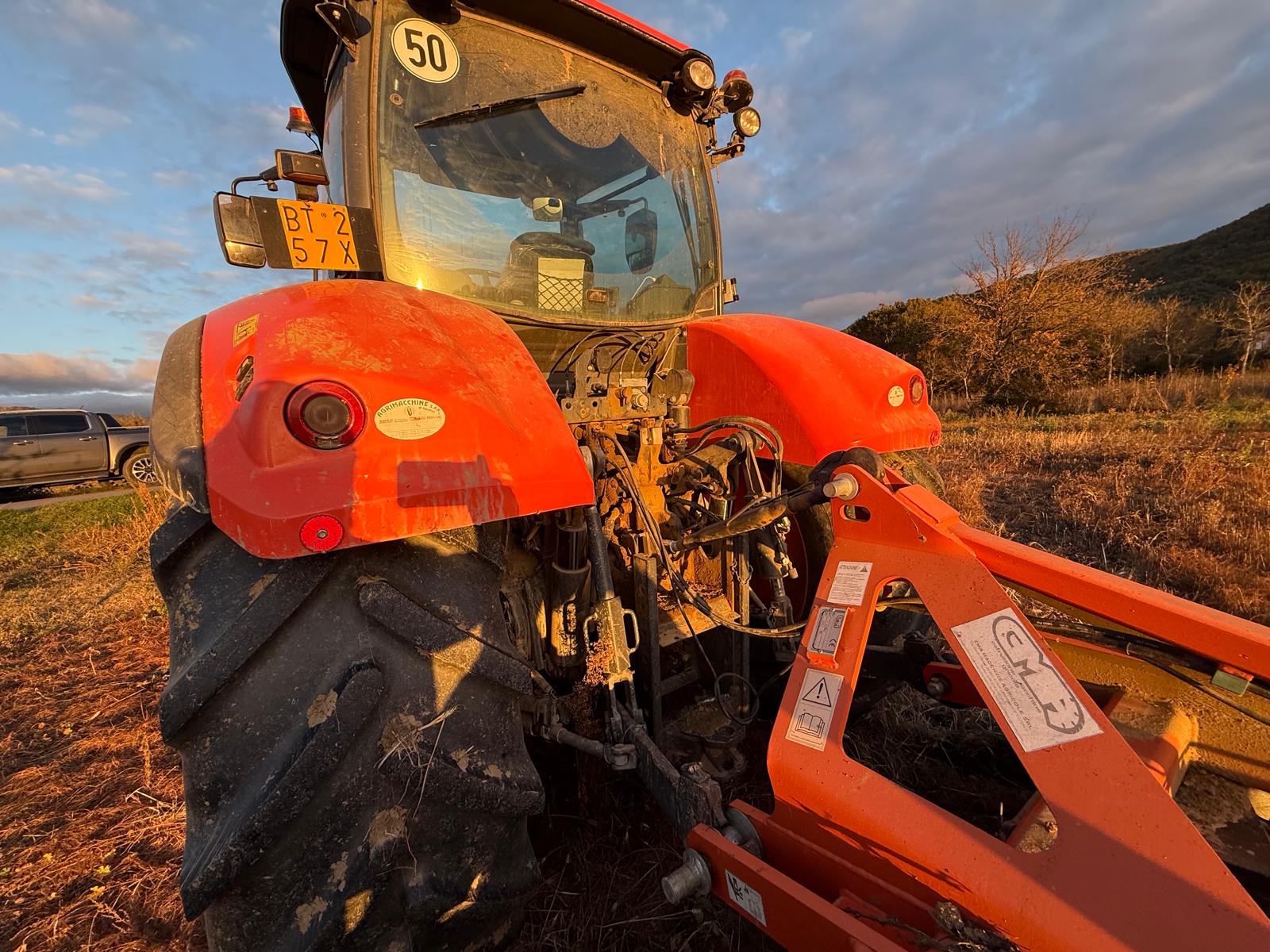 KUBOTA M7152