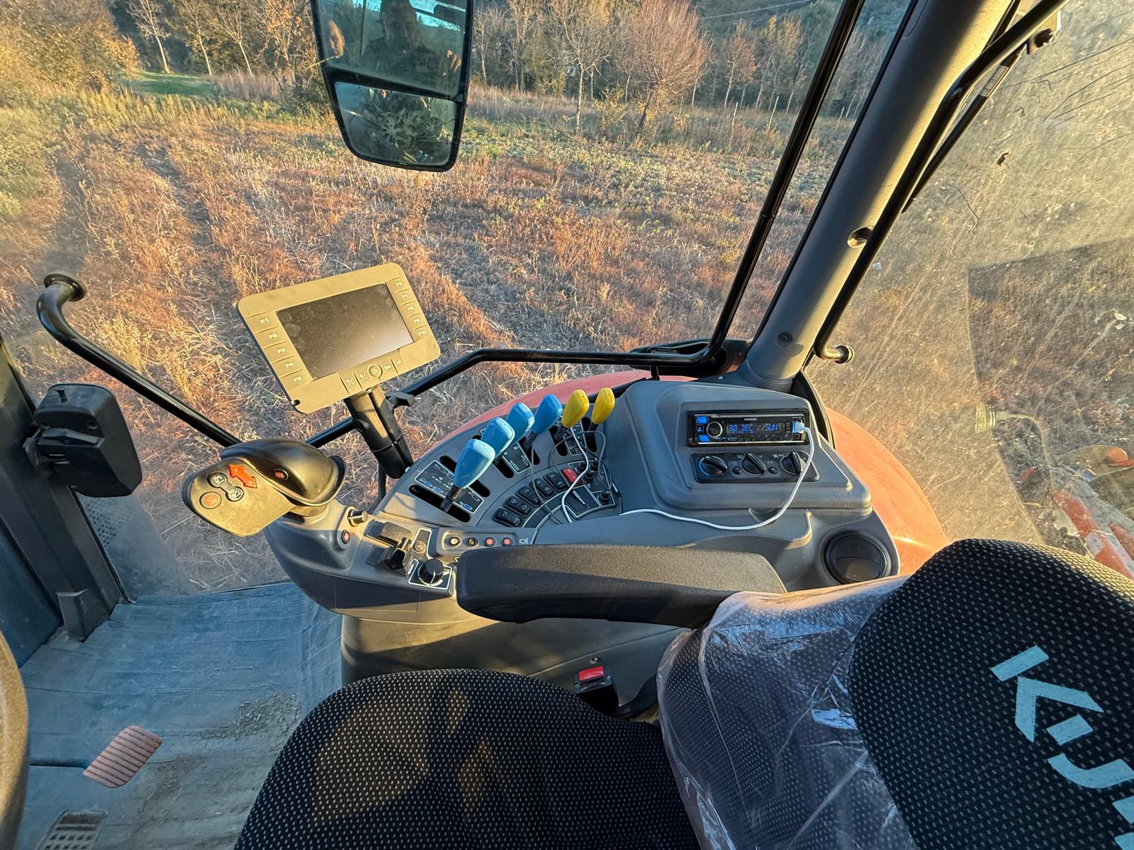 KUBOTA M7152