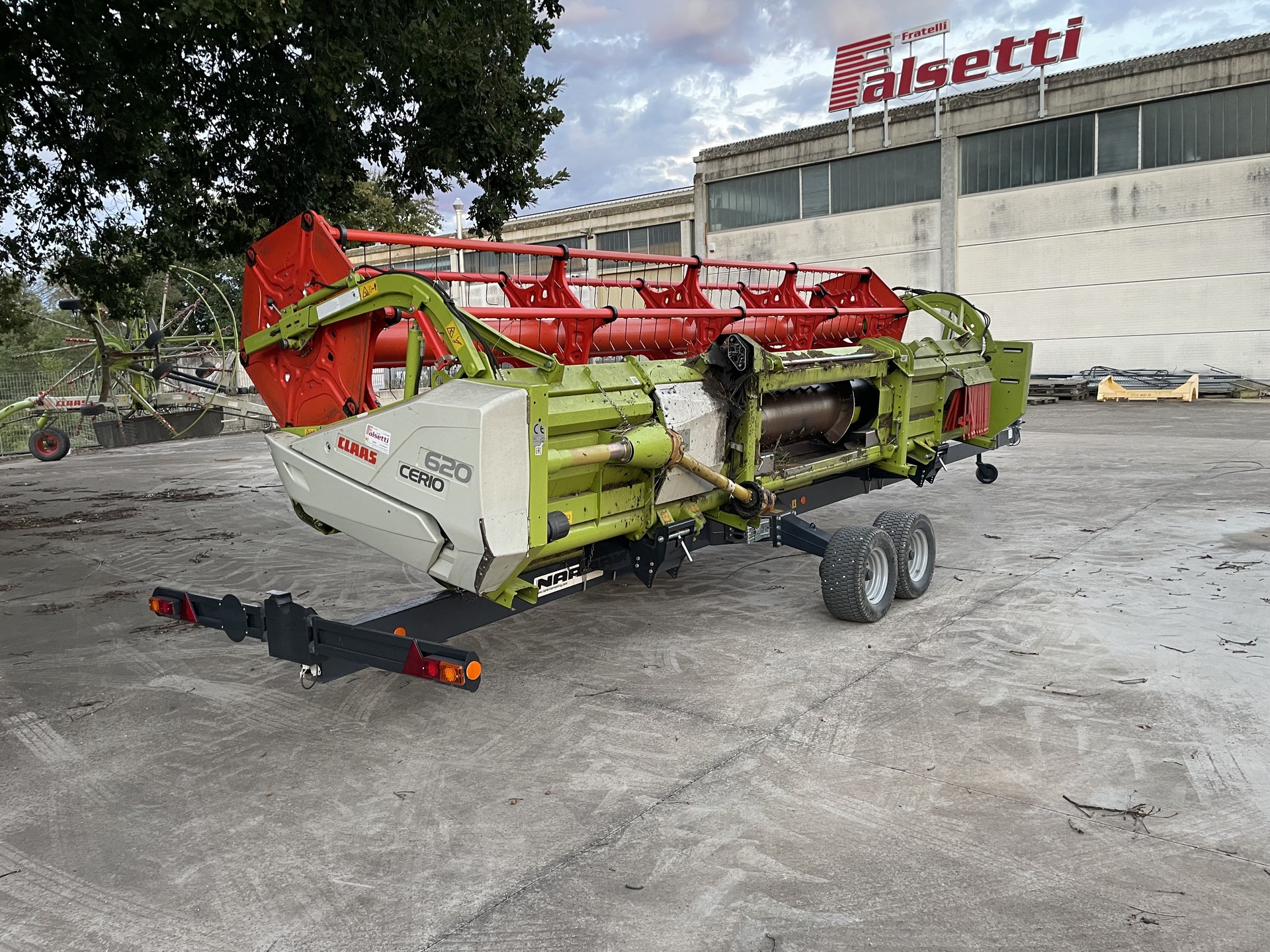 CLAAS TUCANO 430 (2)