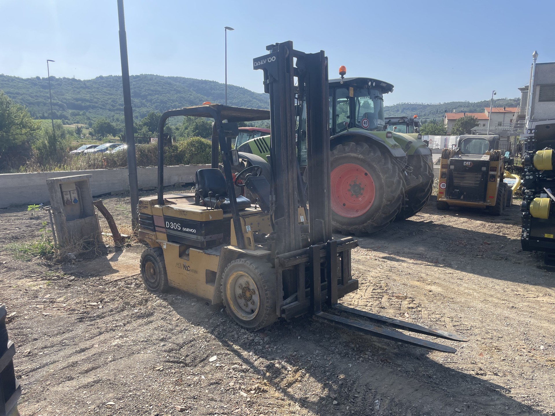DAEWOO D 30 S