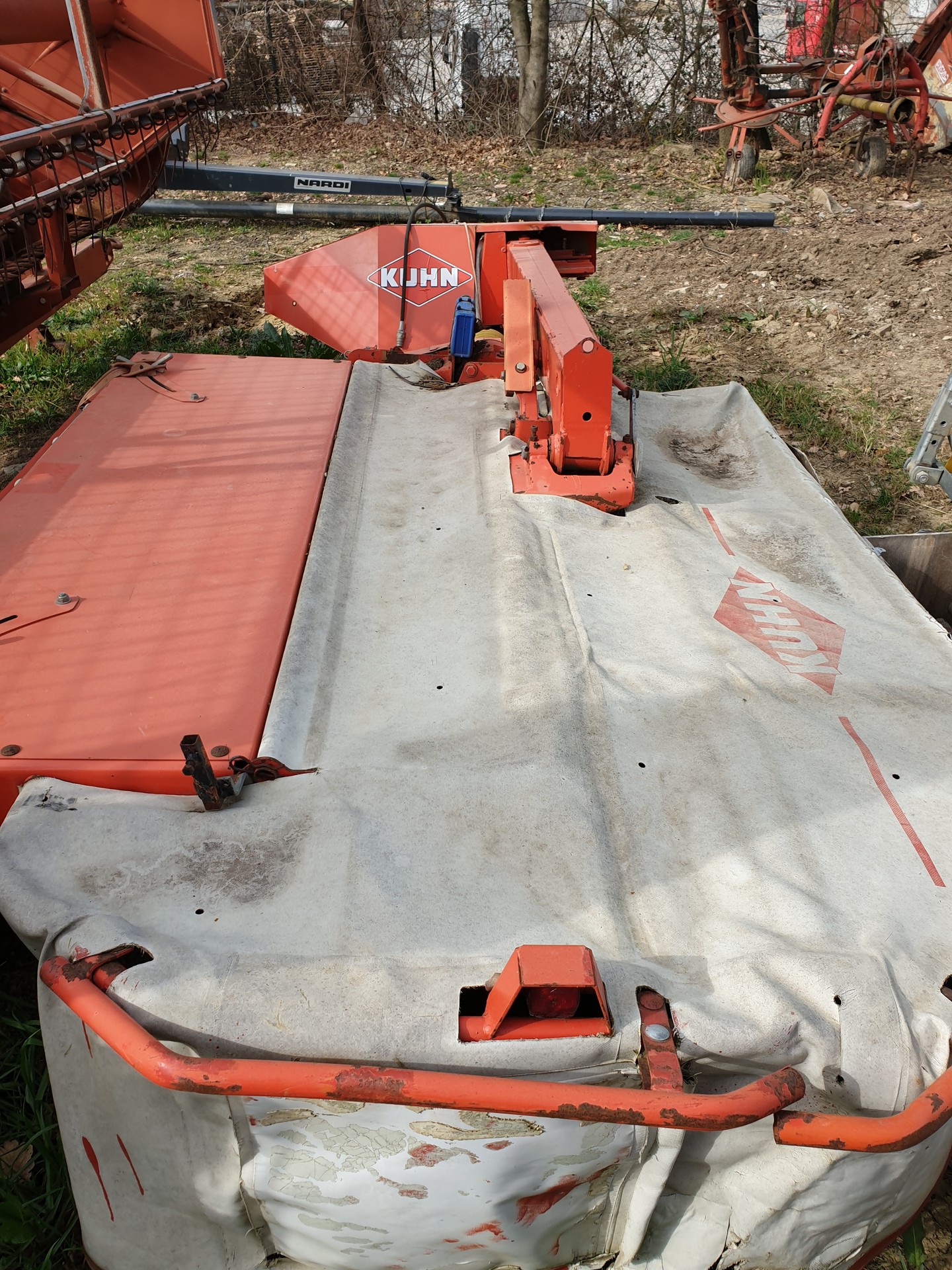 KUHN FC243R