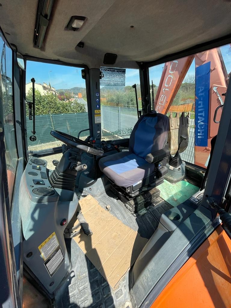 FIAT HITACHI FB100