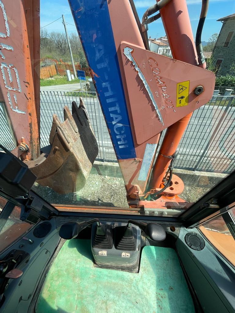 FIAT HITACHI FB100