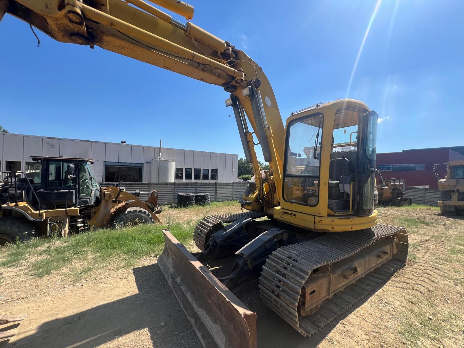 KOMATSU PC128