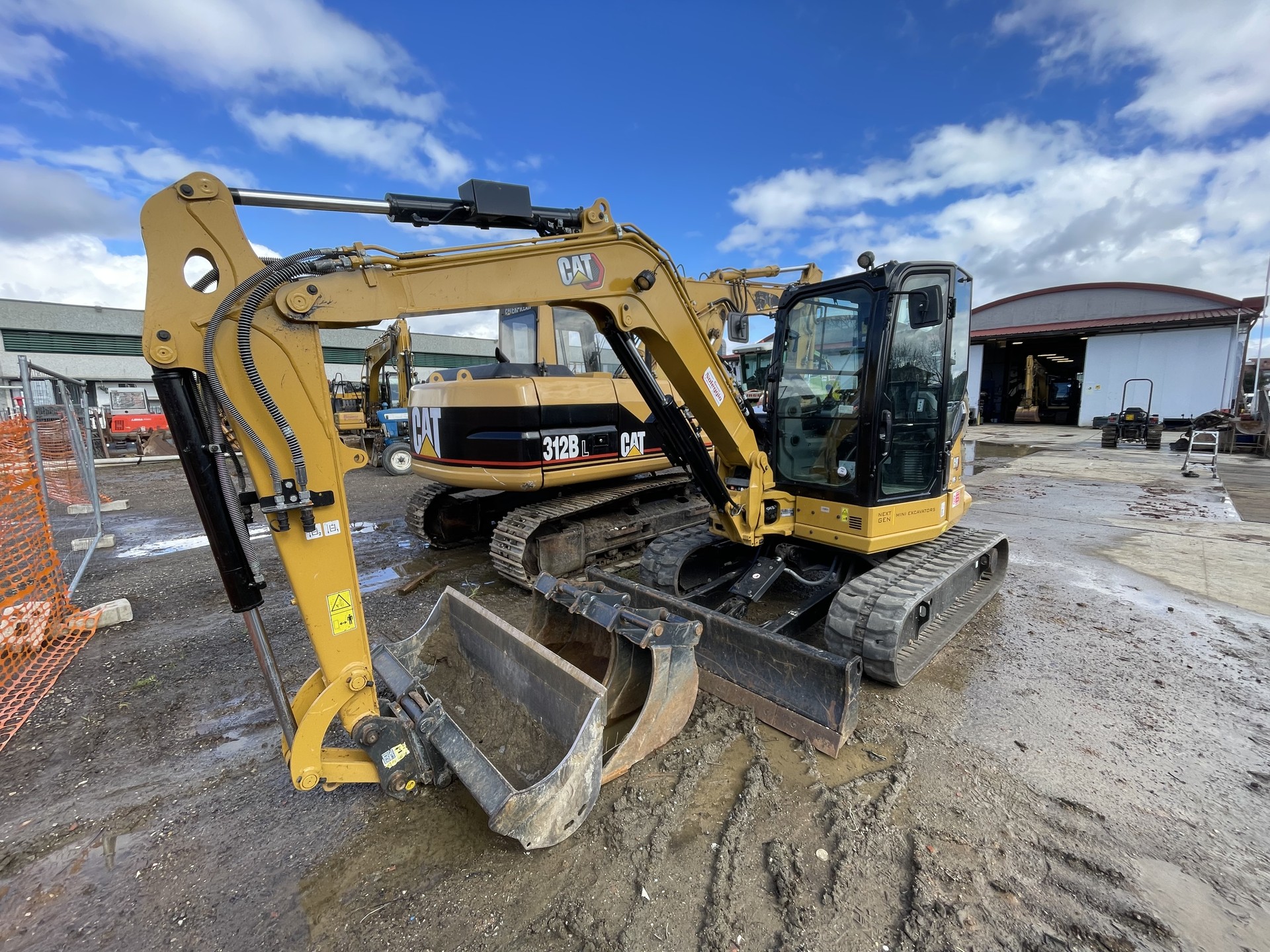 CATERPILLAR 305 CR