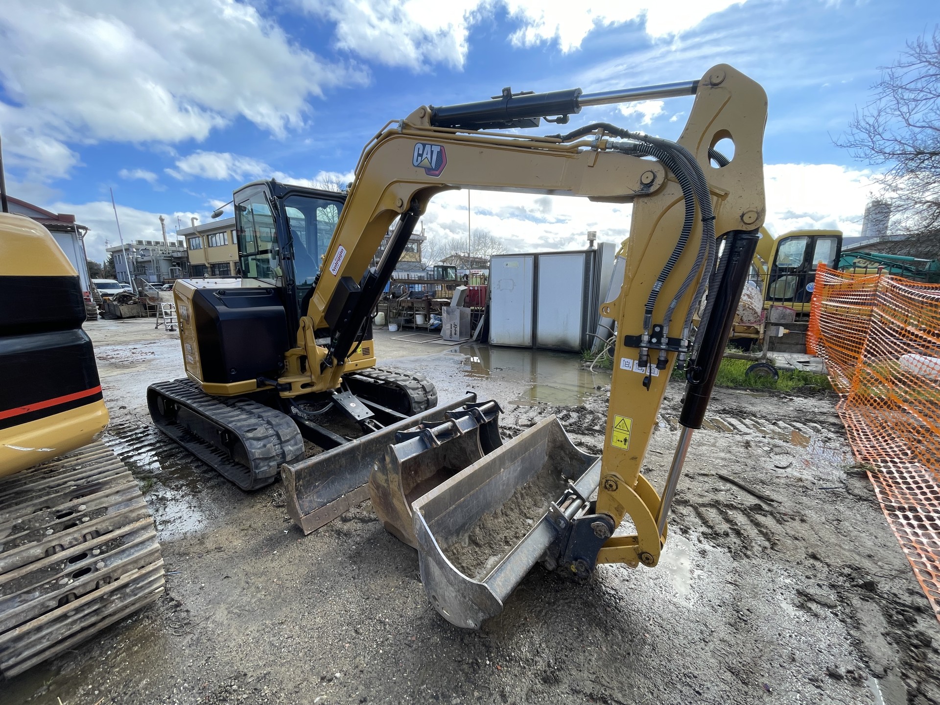 CATERPILLAR 305 CR