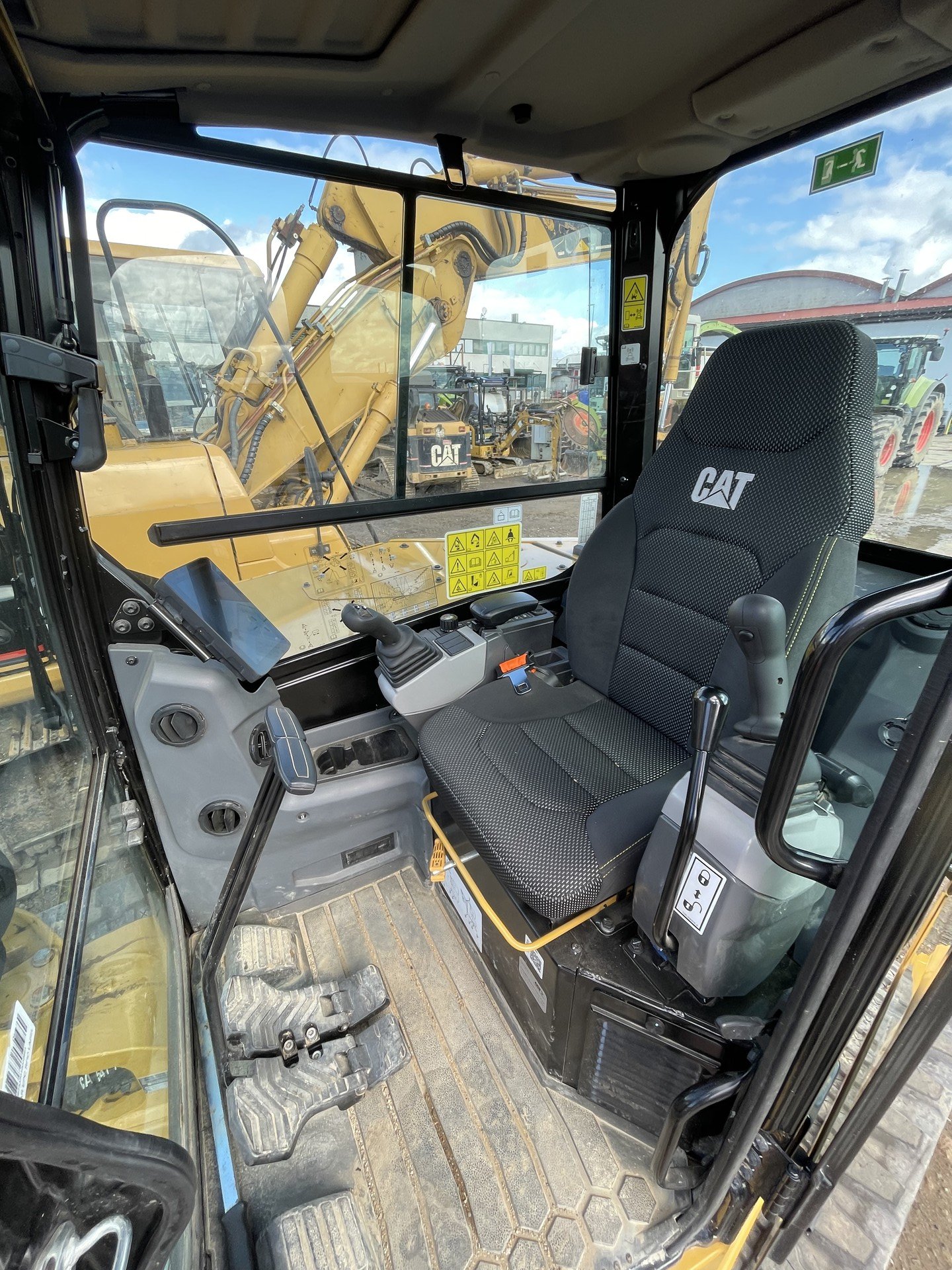 CATERPILLAR 305 CR