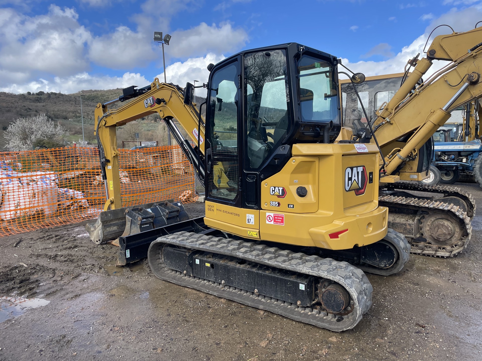 CATERPILLAR 305 CR