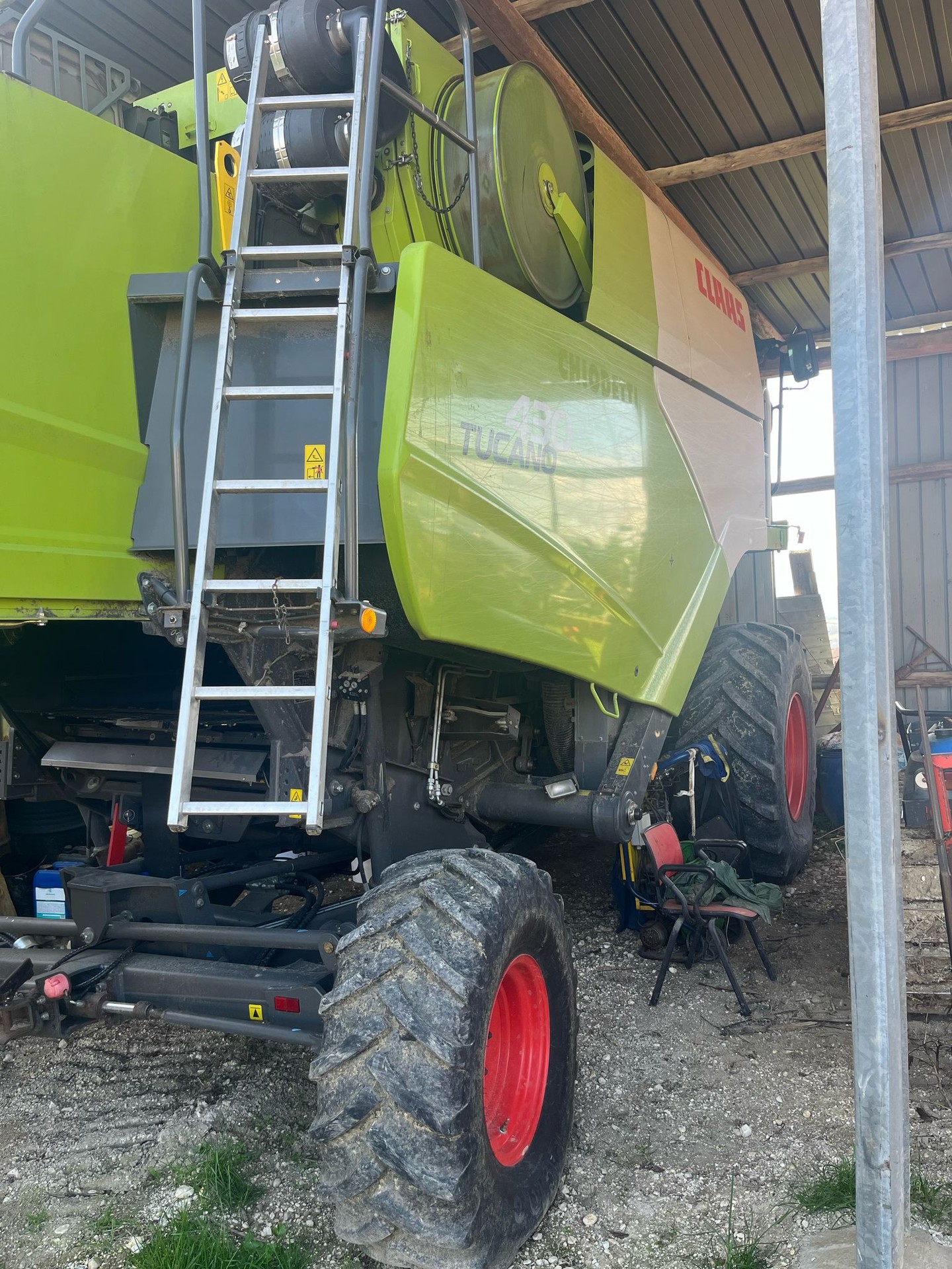 CLAAS TUCANO 430 (4)