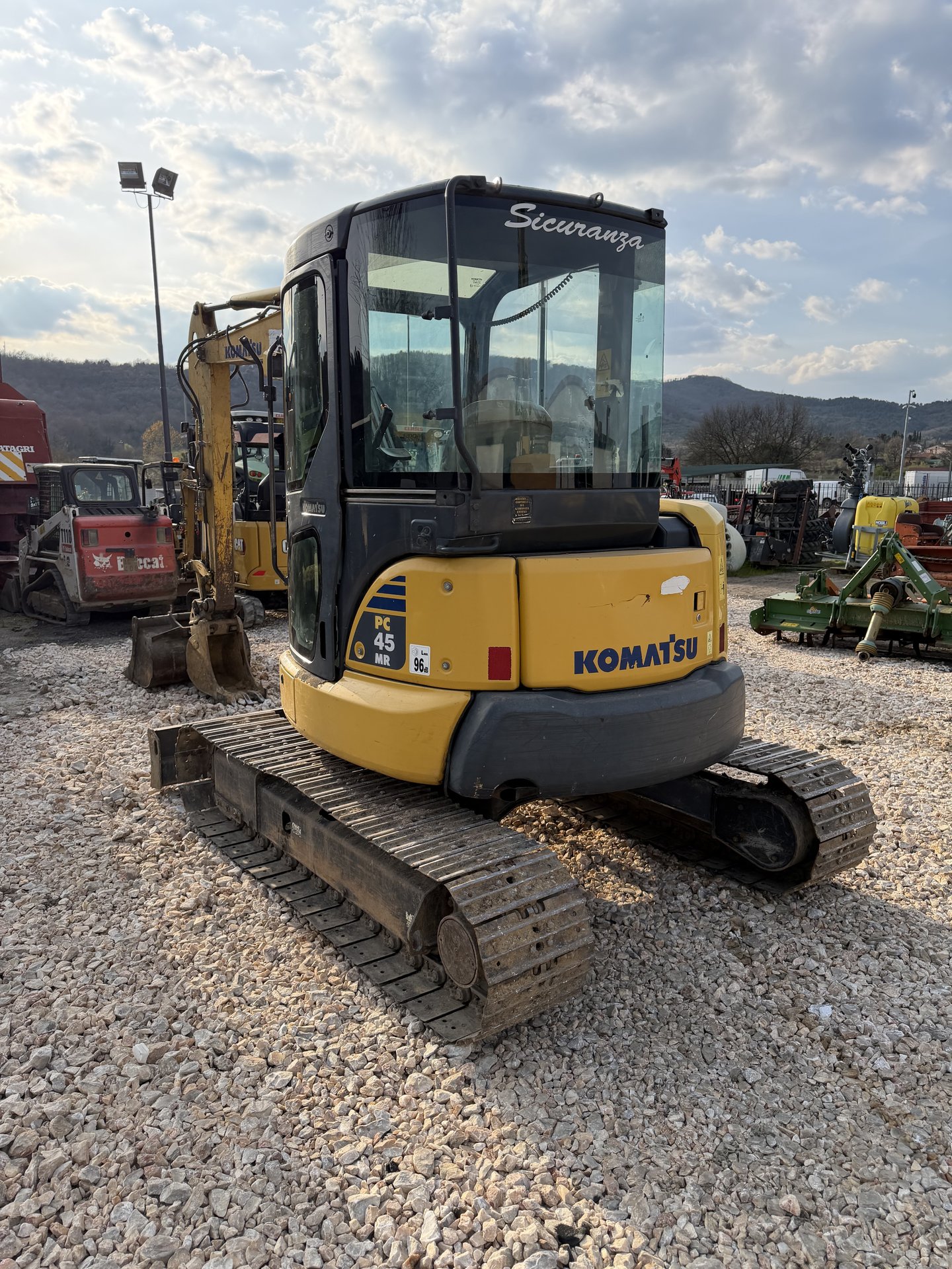 KOMATSU PC 45