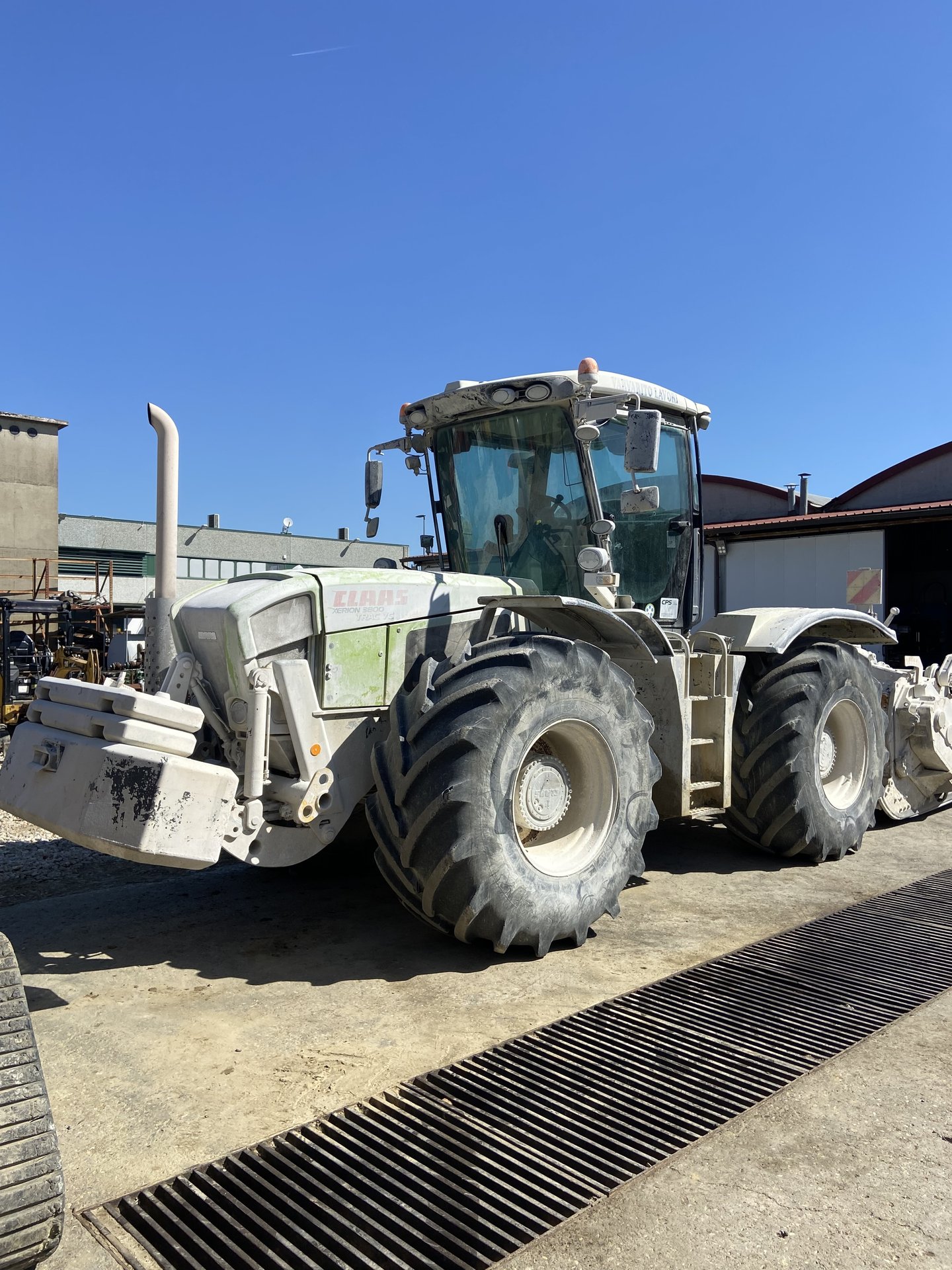 CLAAS XERION 3800 TRAC VC