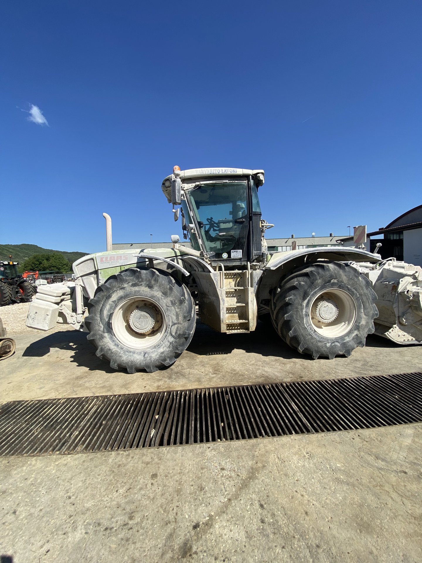 CLAAS XERION 3800 TRAC VC