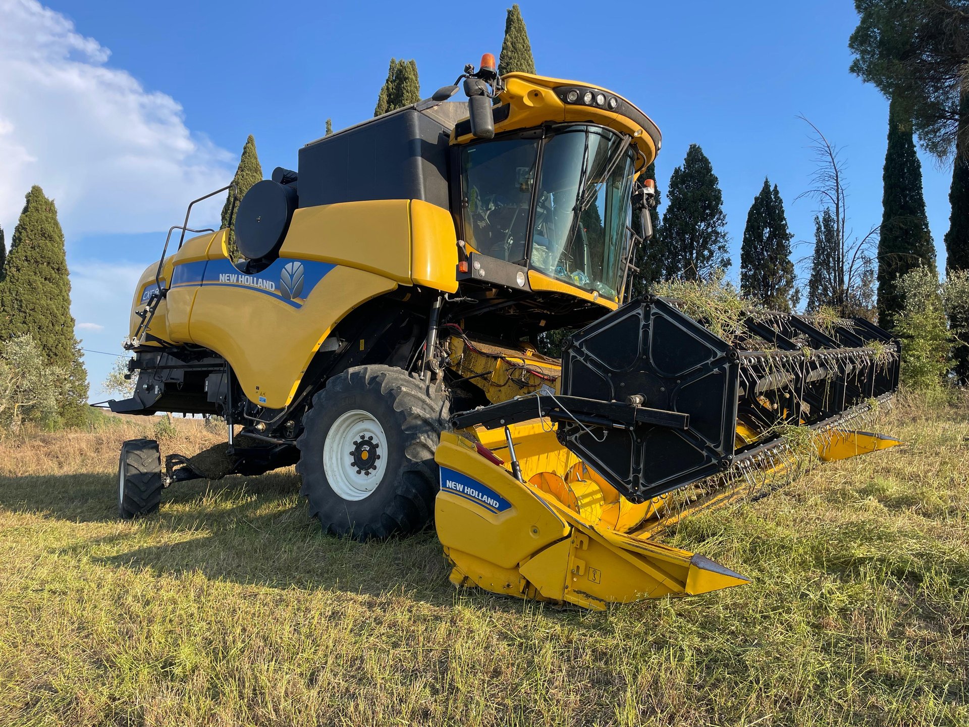 NEW HOLLAND CX 5.90