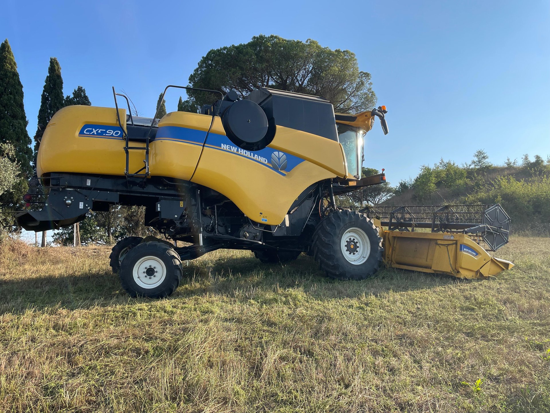 NEW HOLLAND CX 5.90