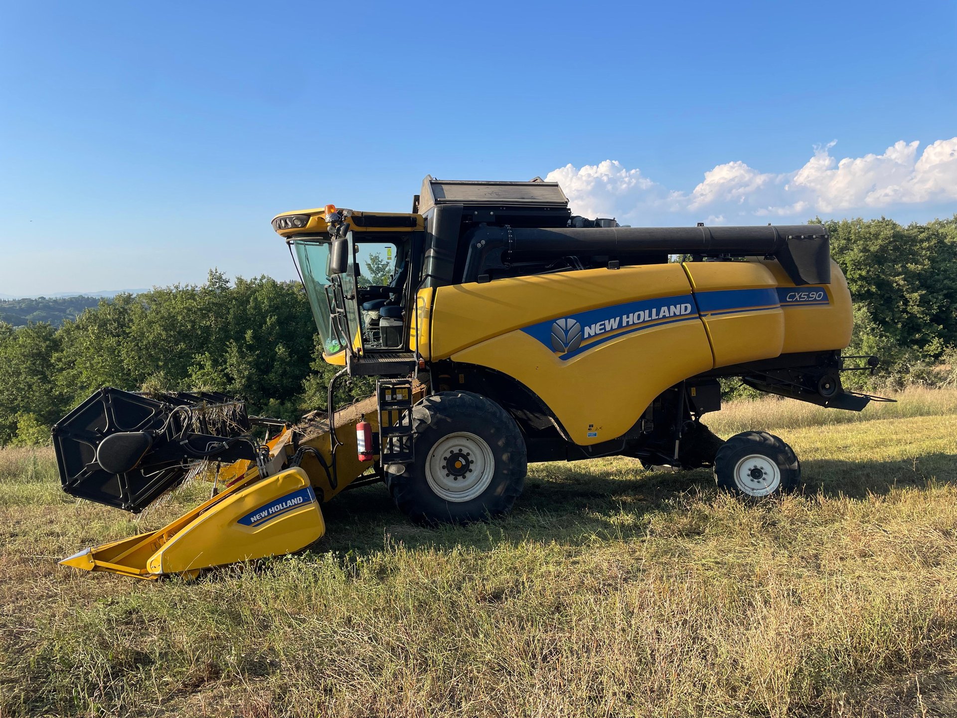 NEW HOLLAND CX 5.90