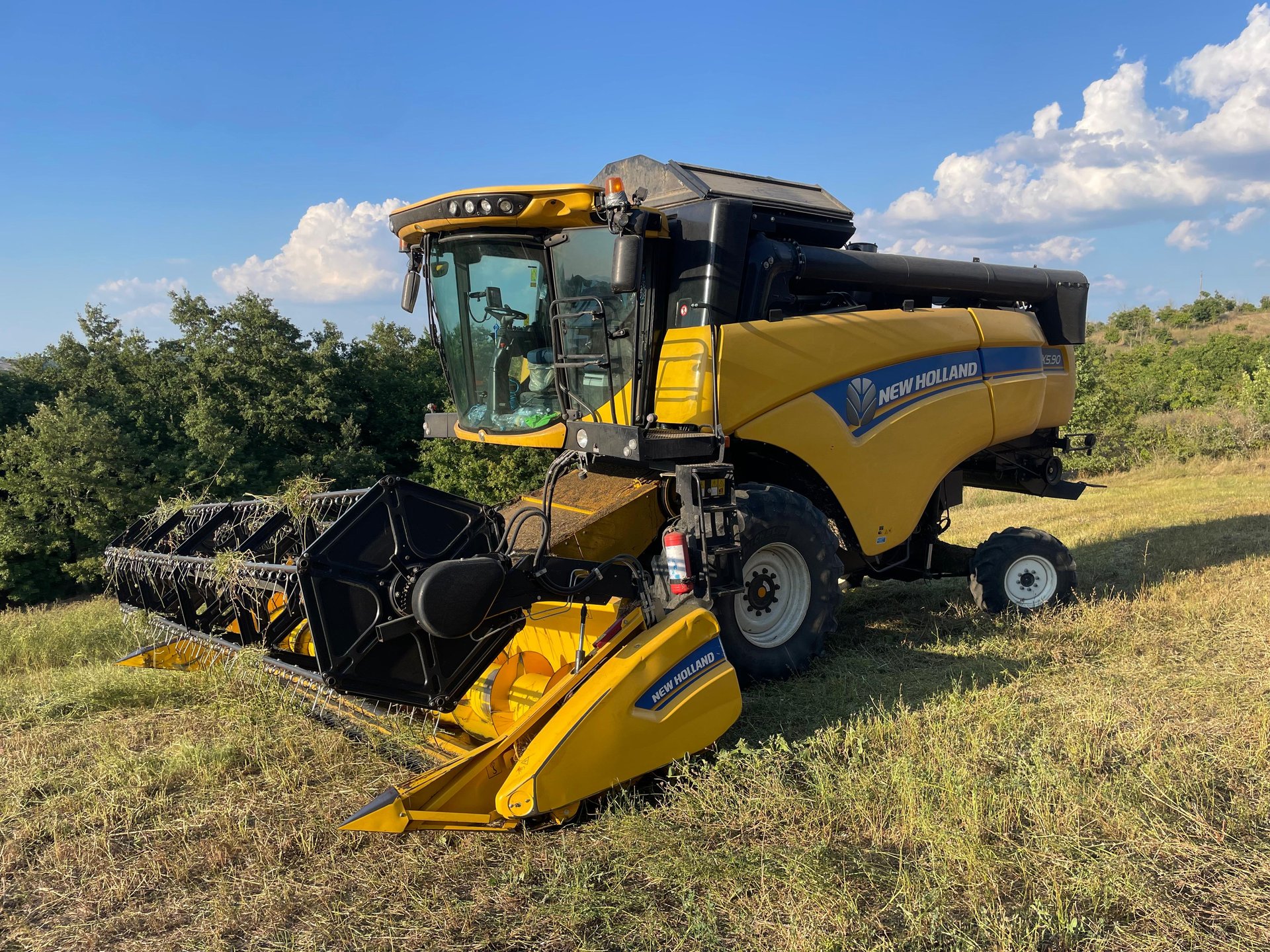 NEW HOLLAND CX 5.90