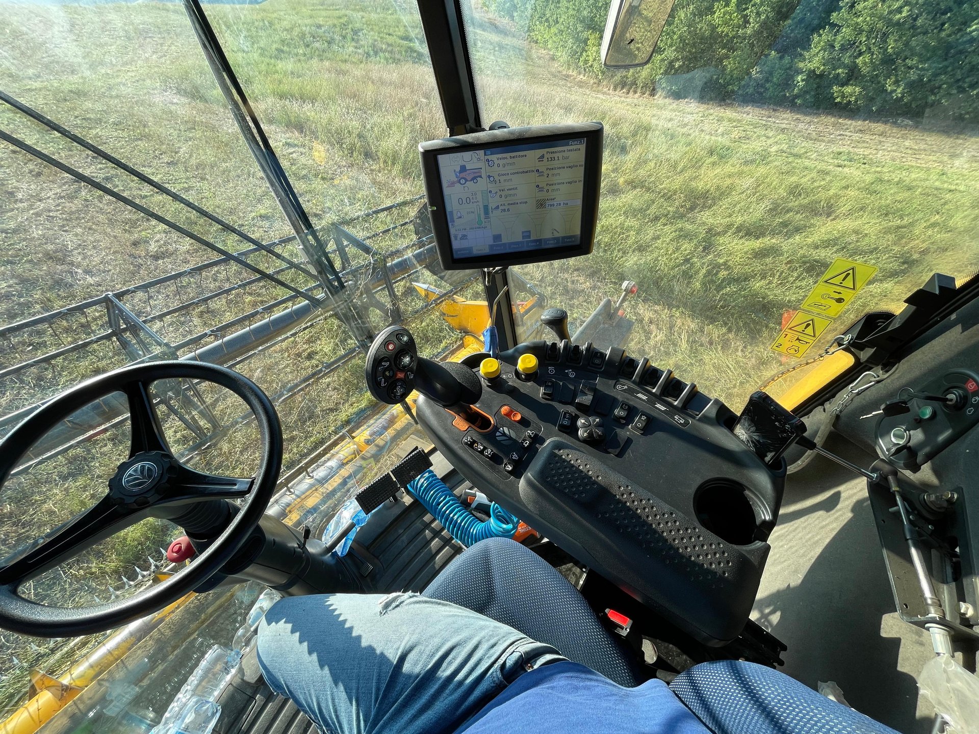 NEW HOLLAND CX 5.90