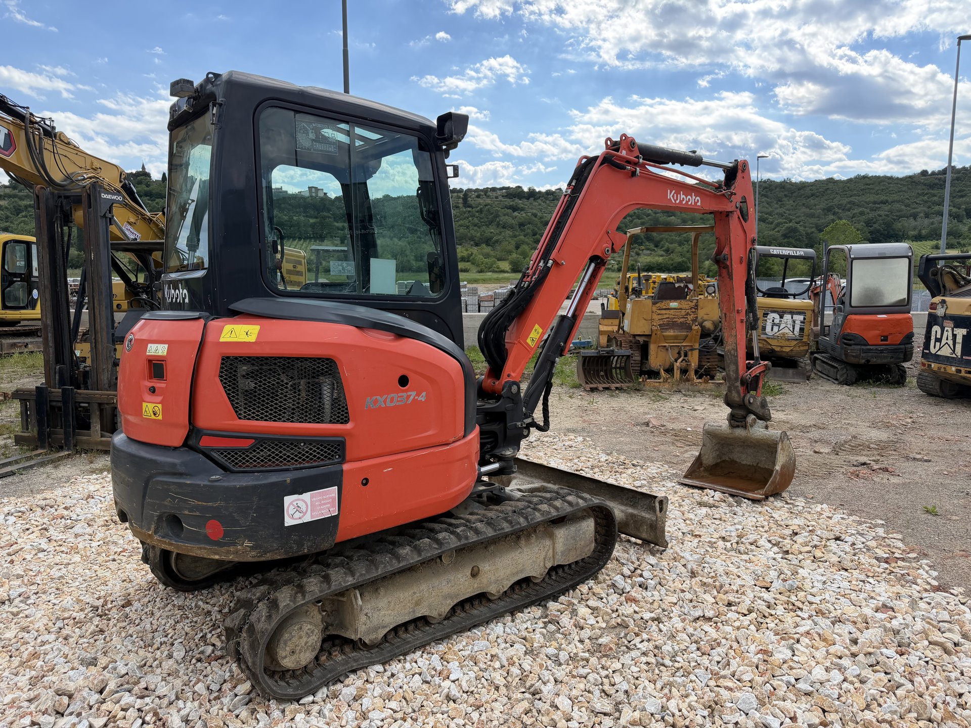 KUBOTA KX 037 - 4
