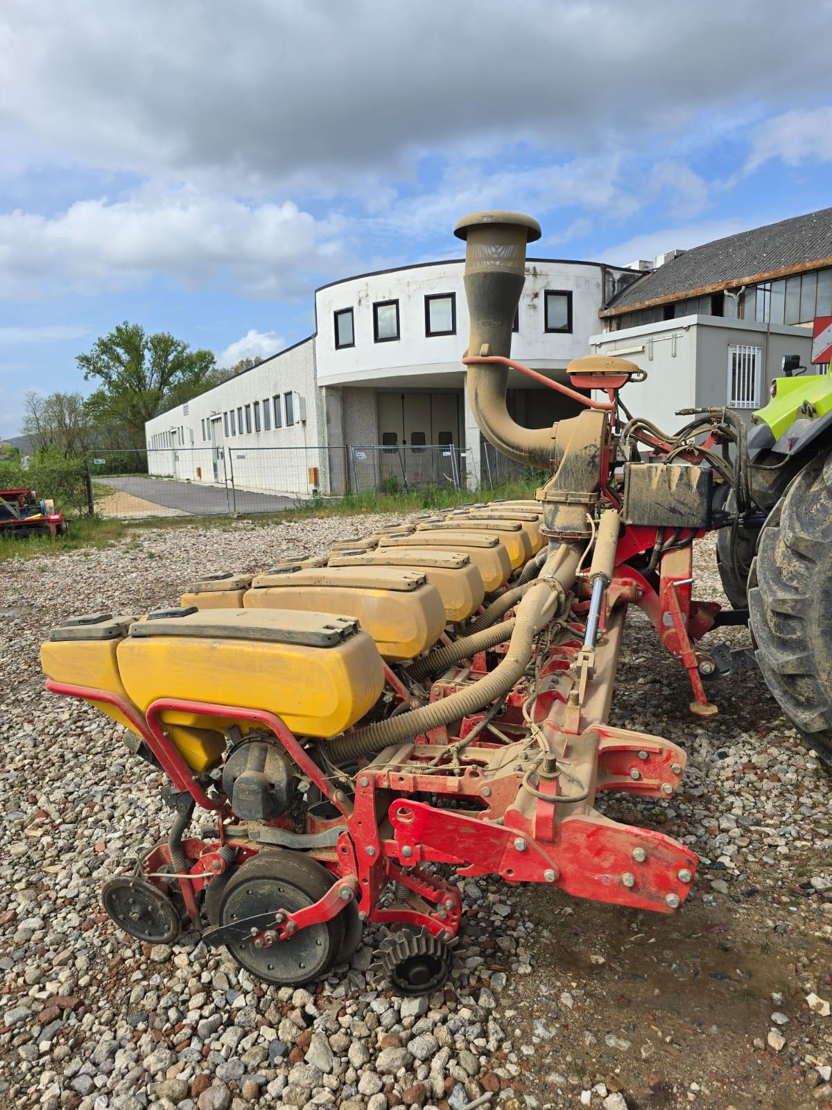 VADERSTAD TEMPO 8 FILE
