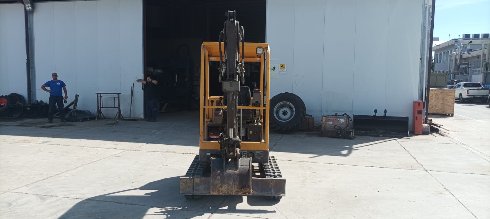 VOLVO EC 15 B
