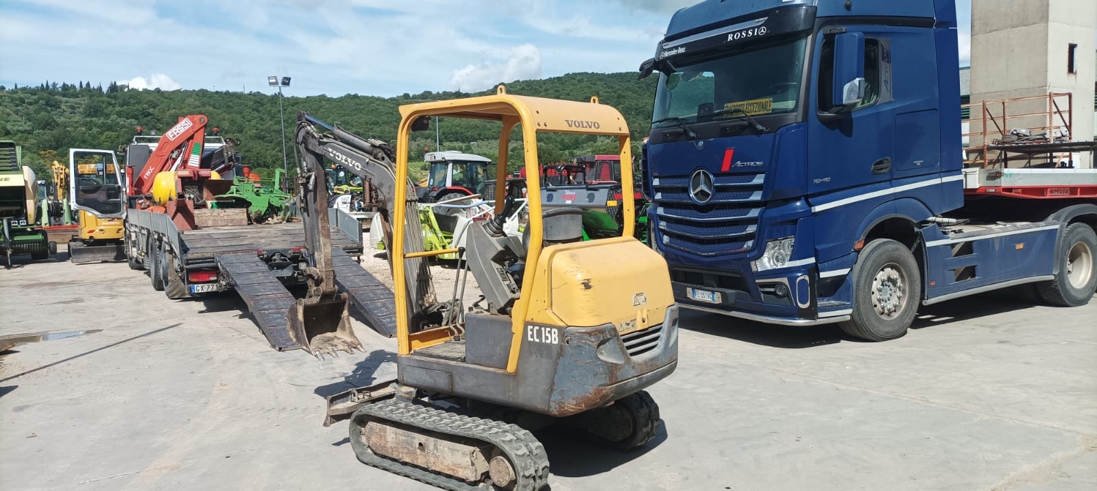 VOLVO EC 15 B