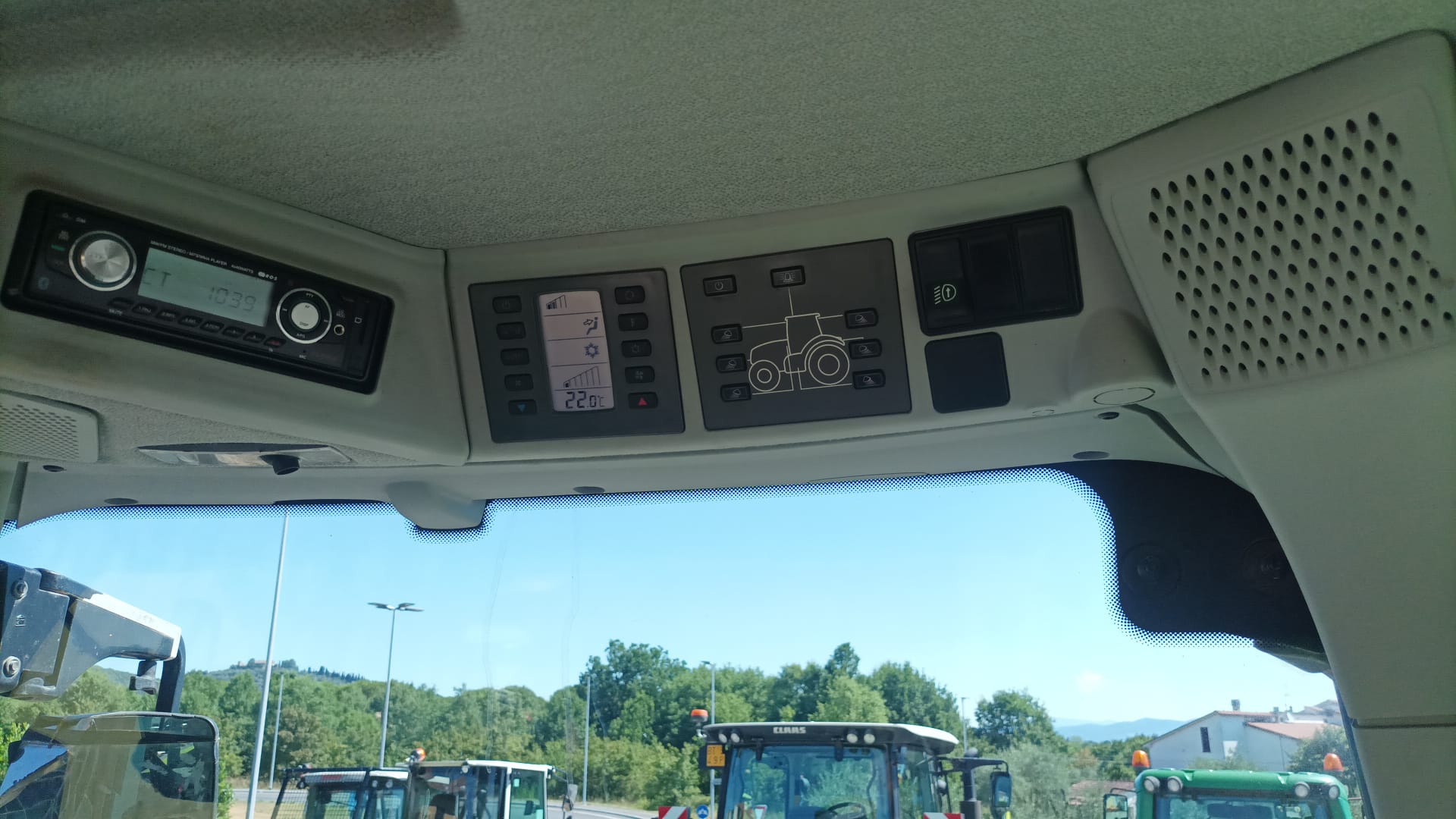 CLAAS ARION 550