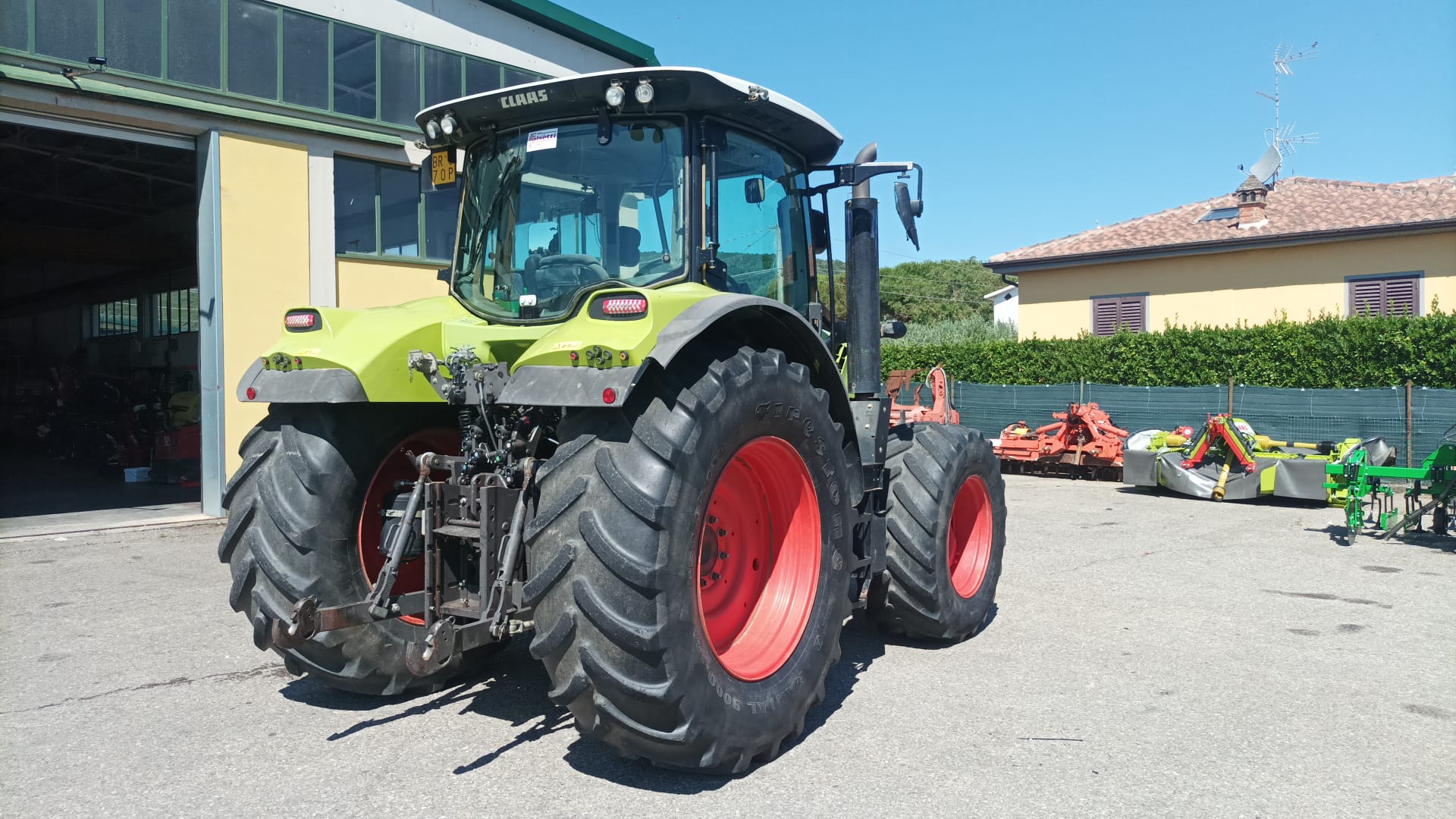 CLAAS ARION 550