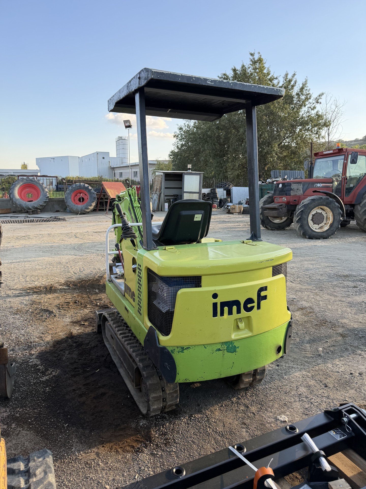 IMEF 18 Q.LI
