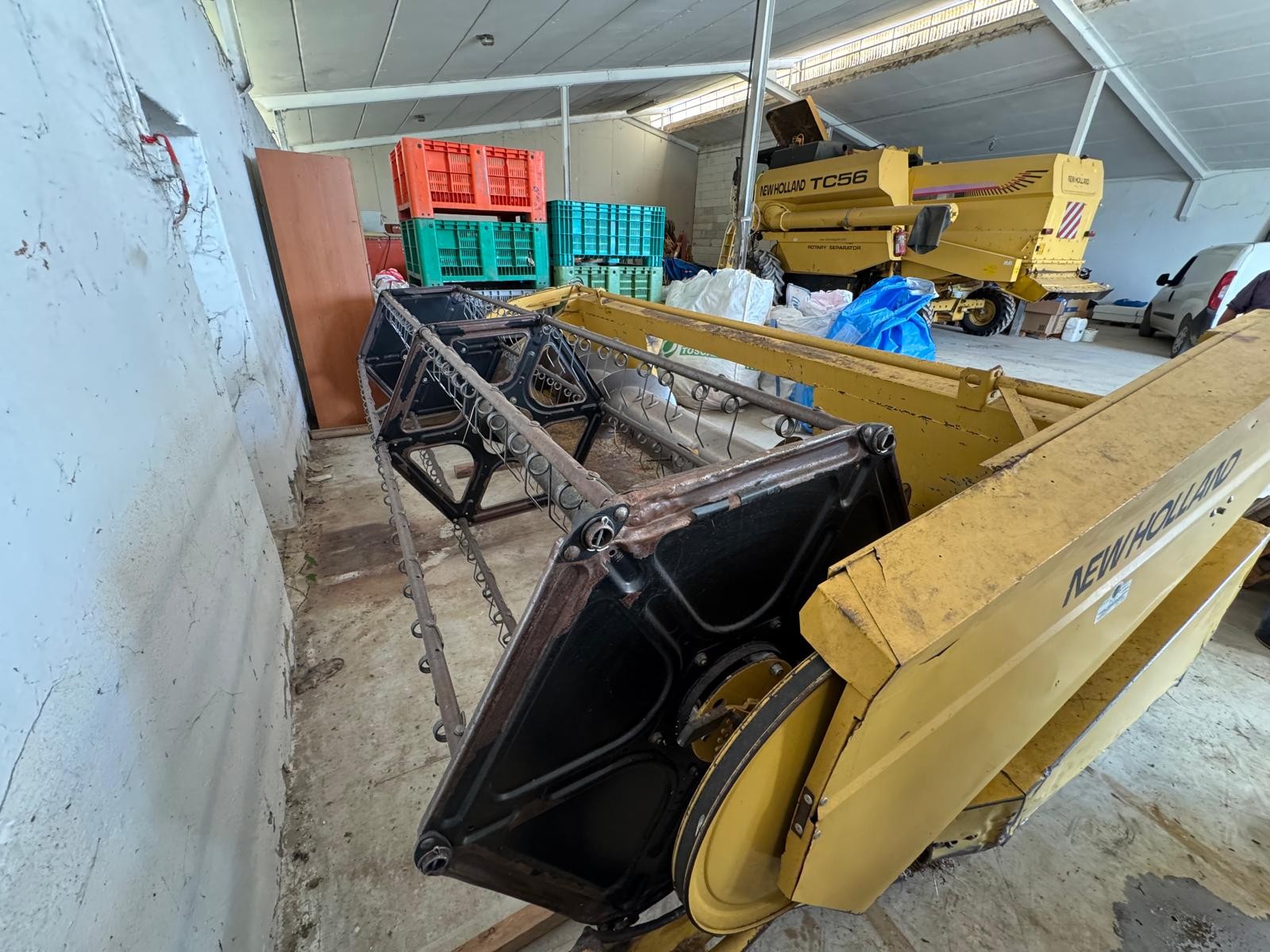 NEW HOLLAND TC56