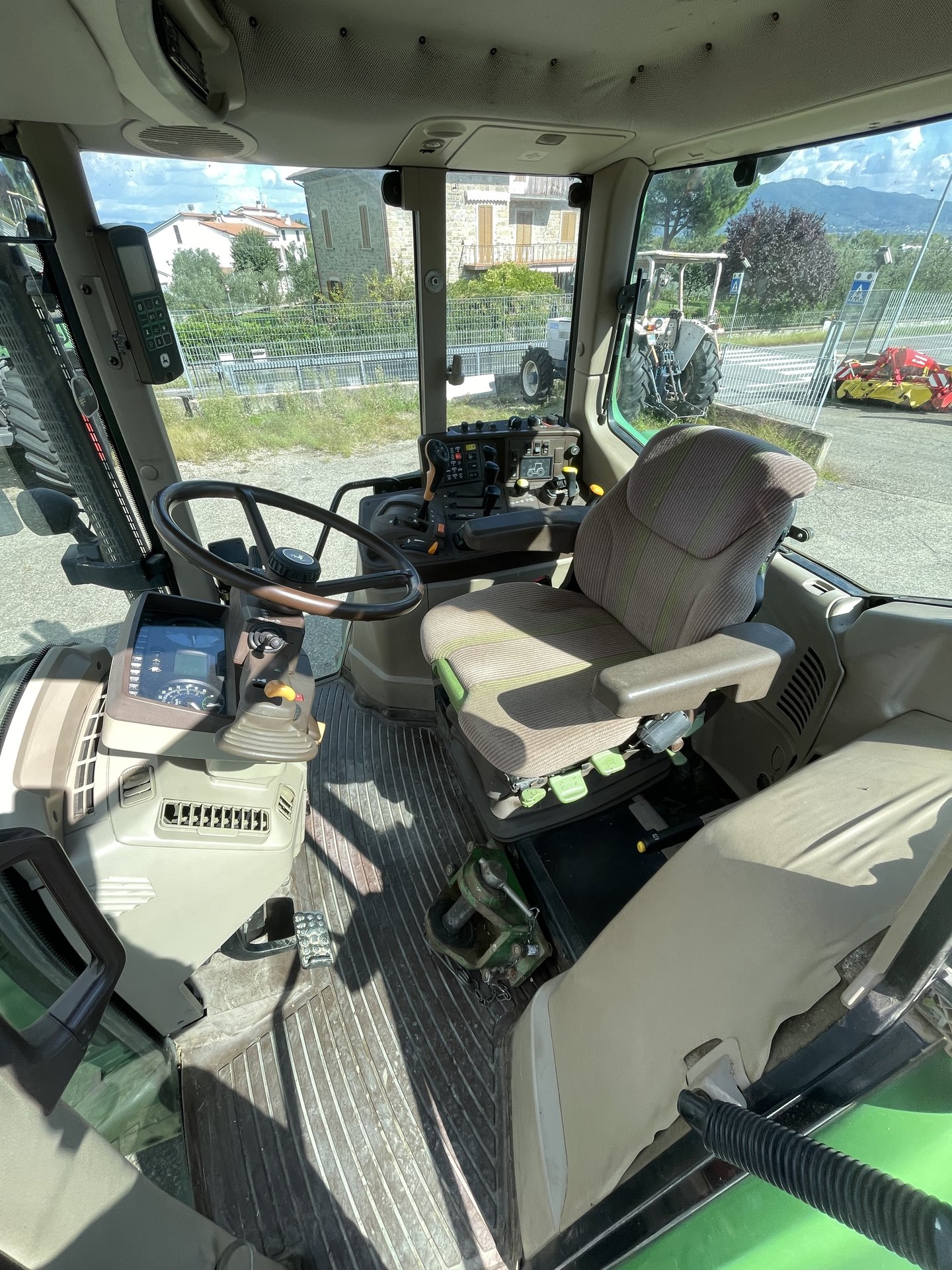 JOHN DEERE 6420 S
