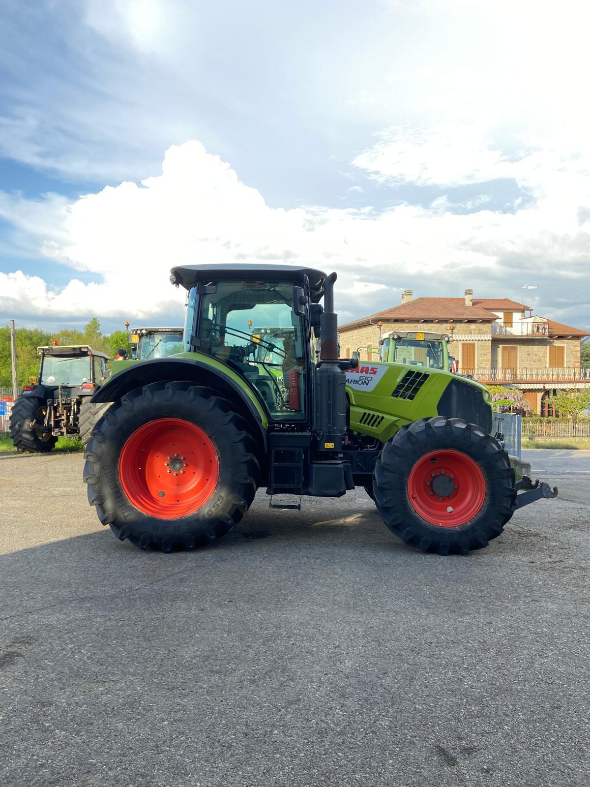 CLAAS ARION 610