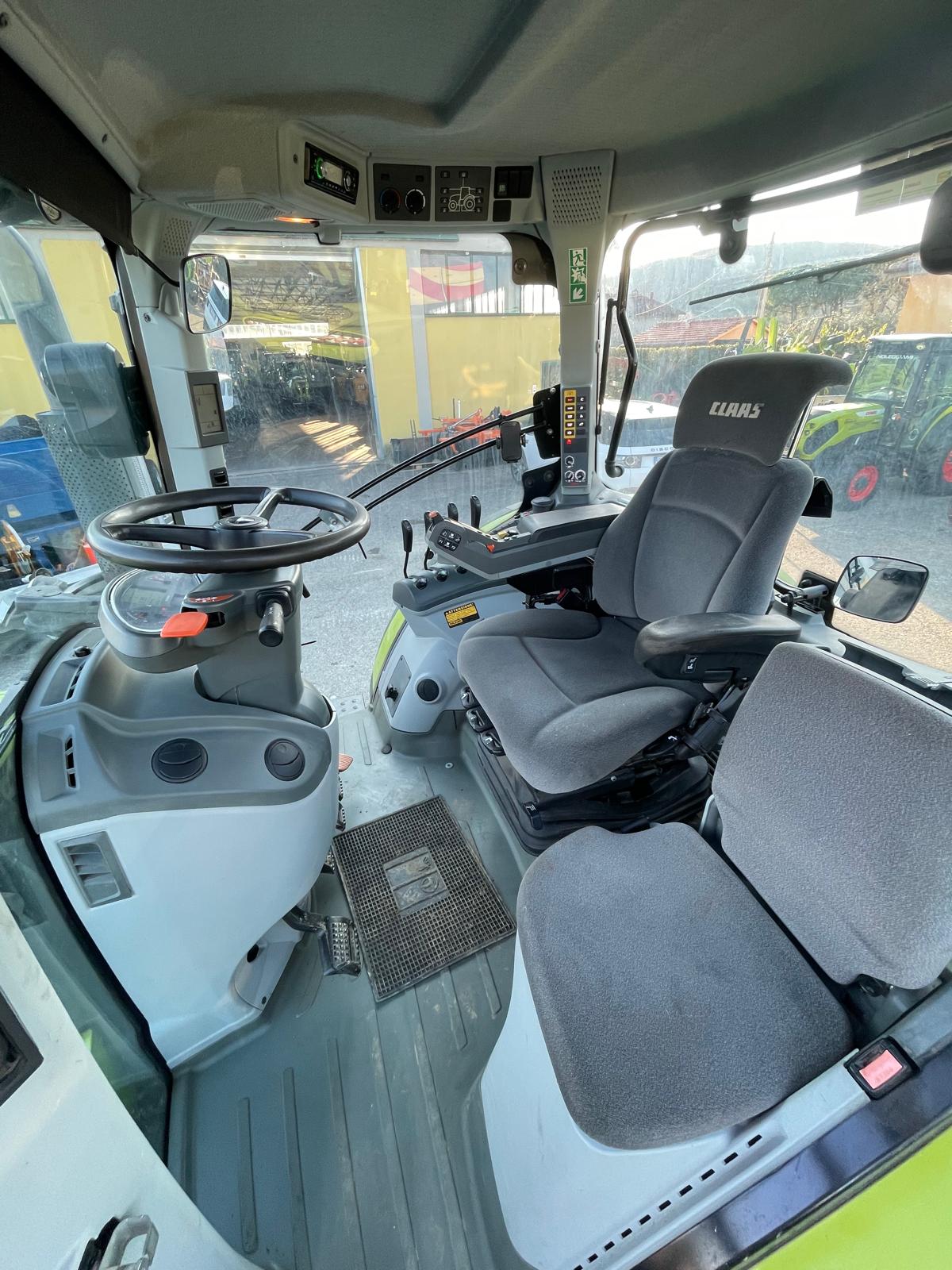 CLAAS ARION 610