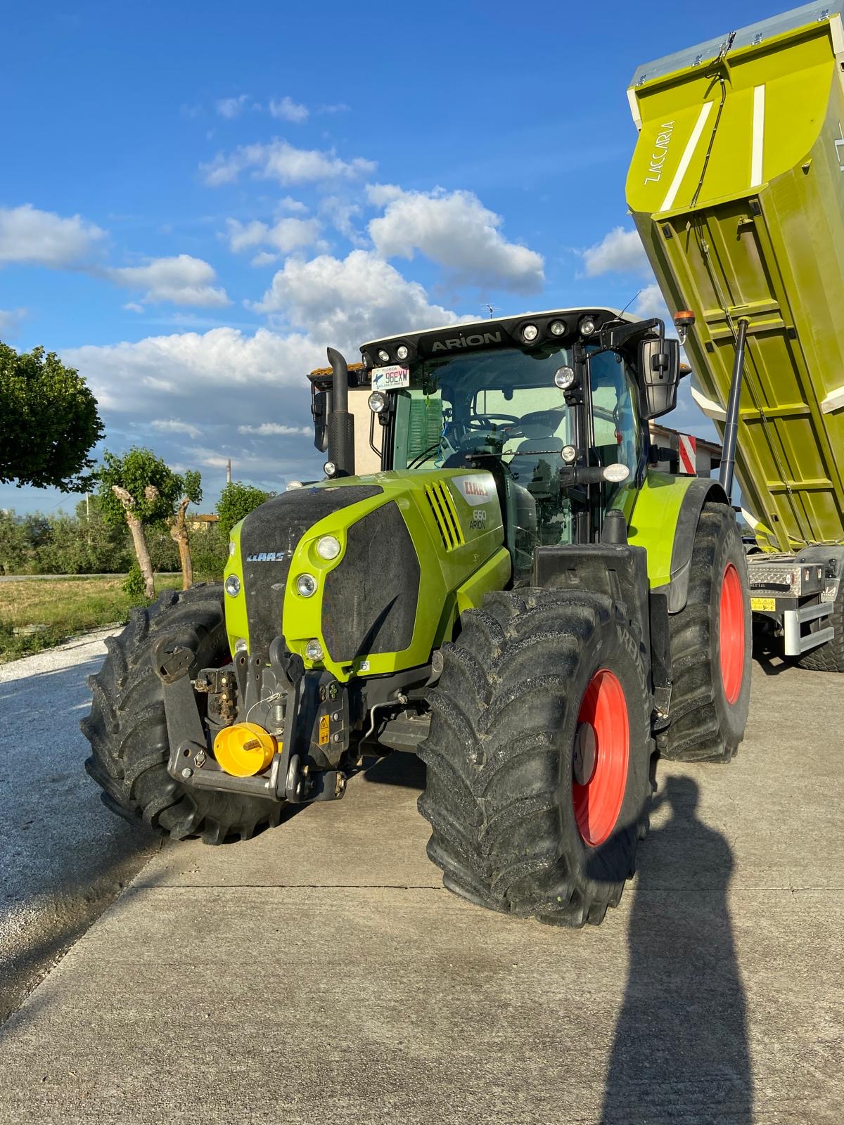CLAAS ARION 660 CMATIC