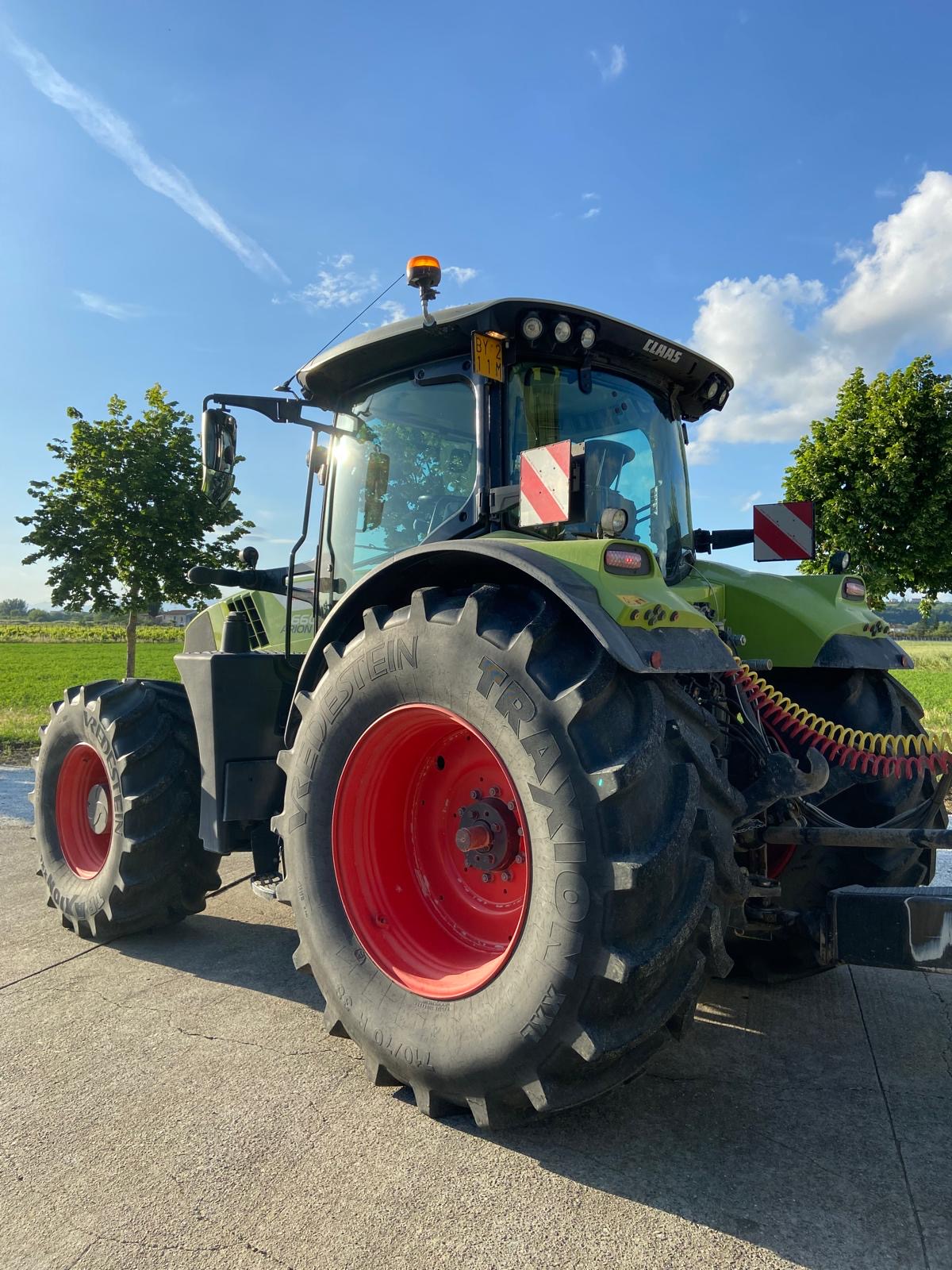 CLAAS ARION 660 CMATIC