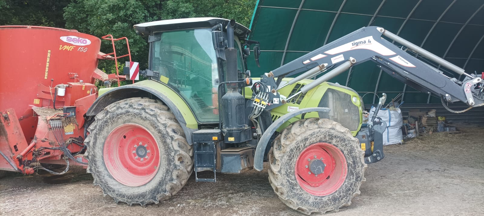 CLAAS ARION 630