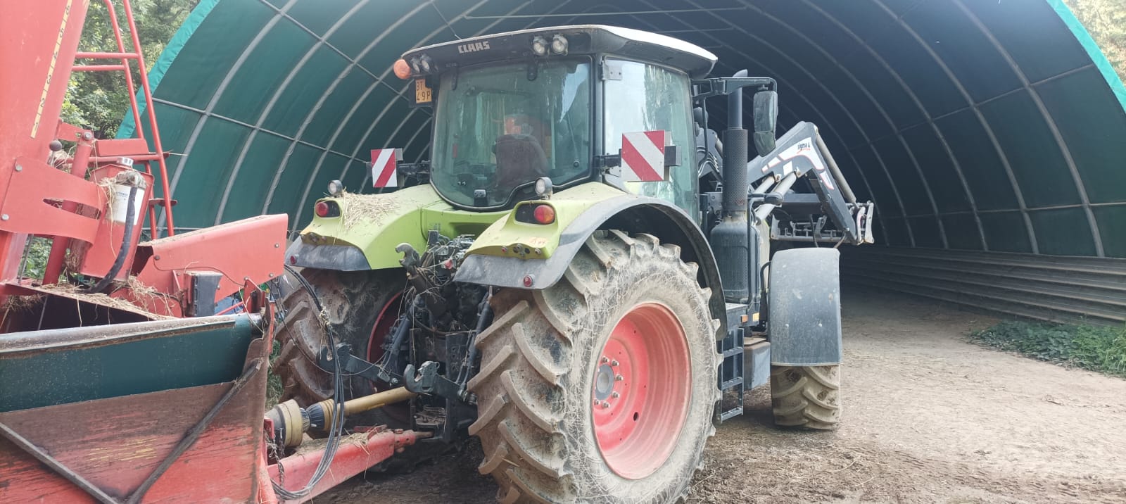 CLAAS ARION 630