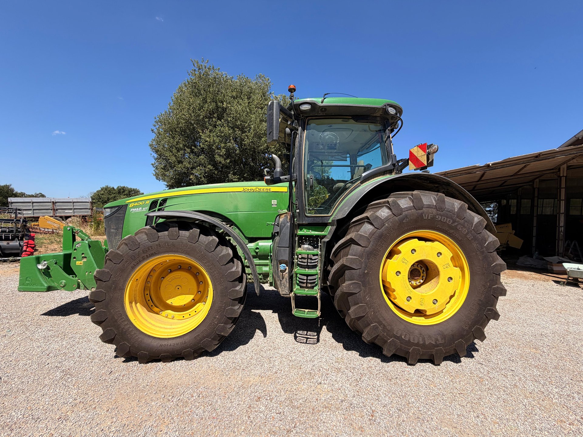 JOHN DEERE 8400 R