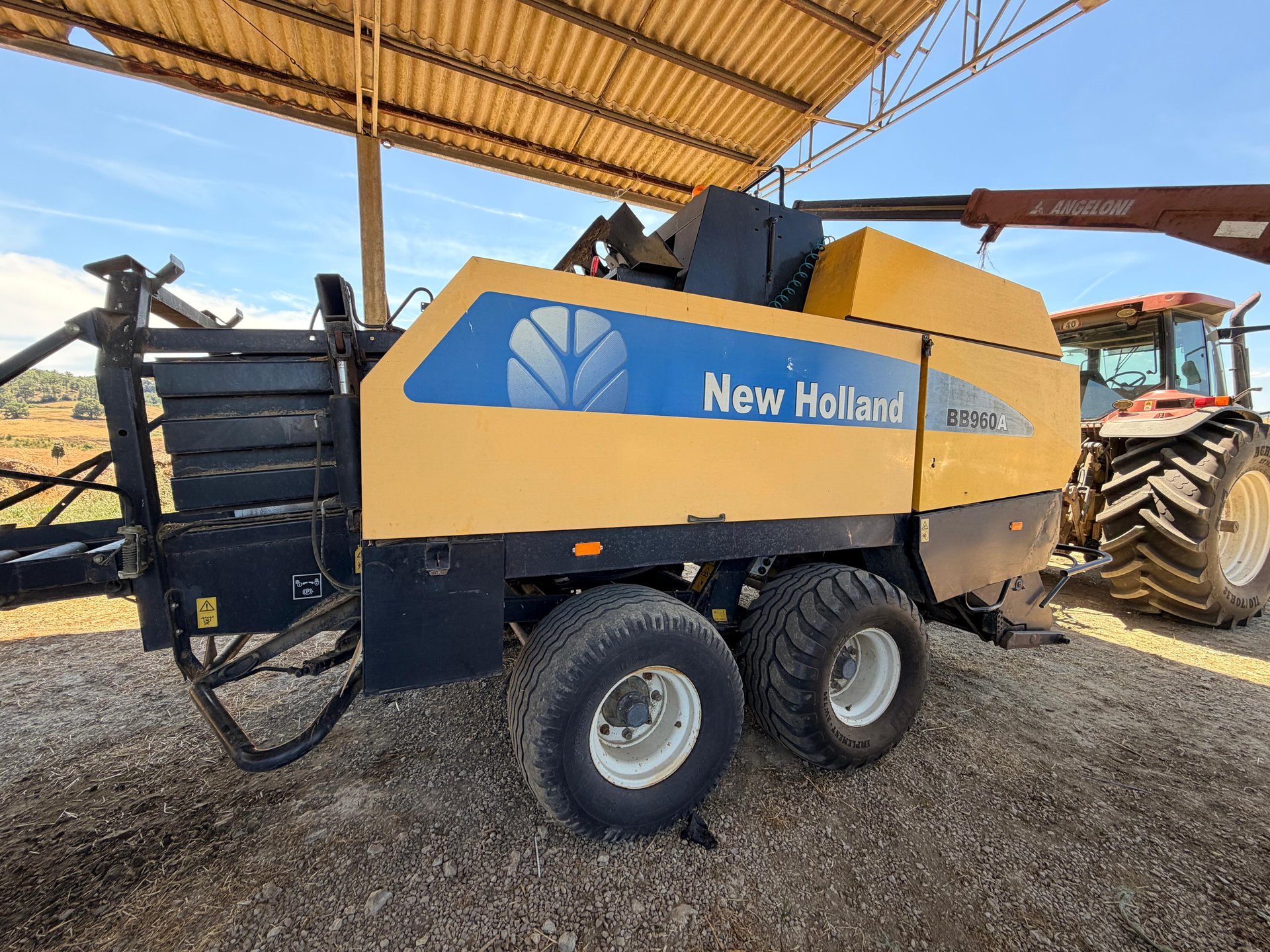 NEW HOLLAND BB 960 A