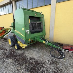 JOHN DEERE