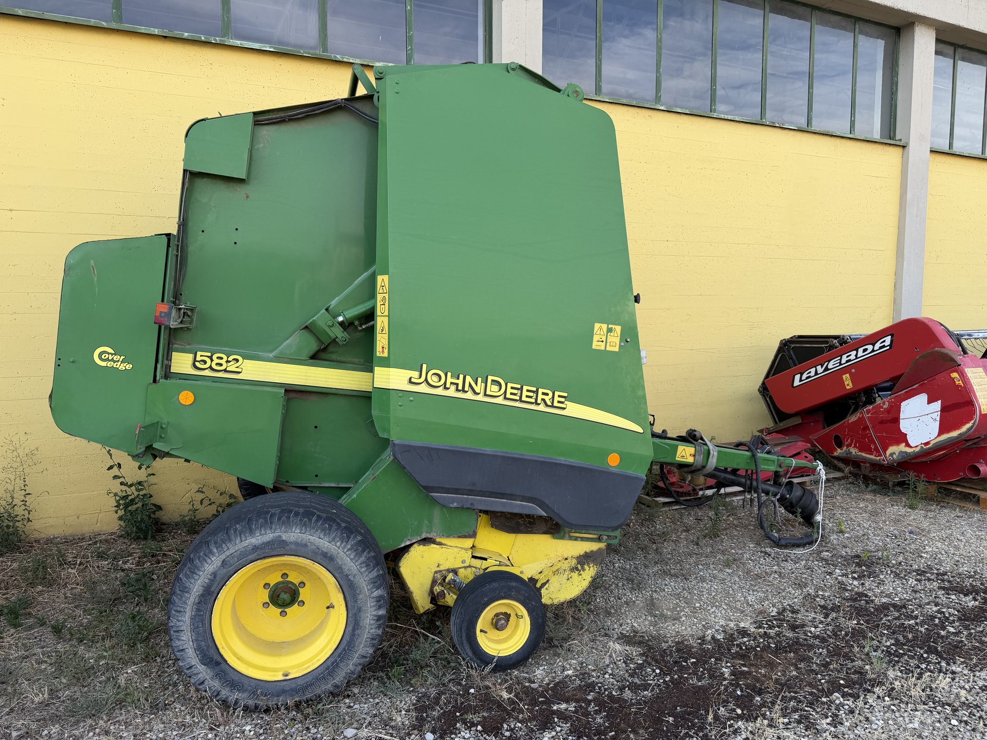 JOHN DEERE