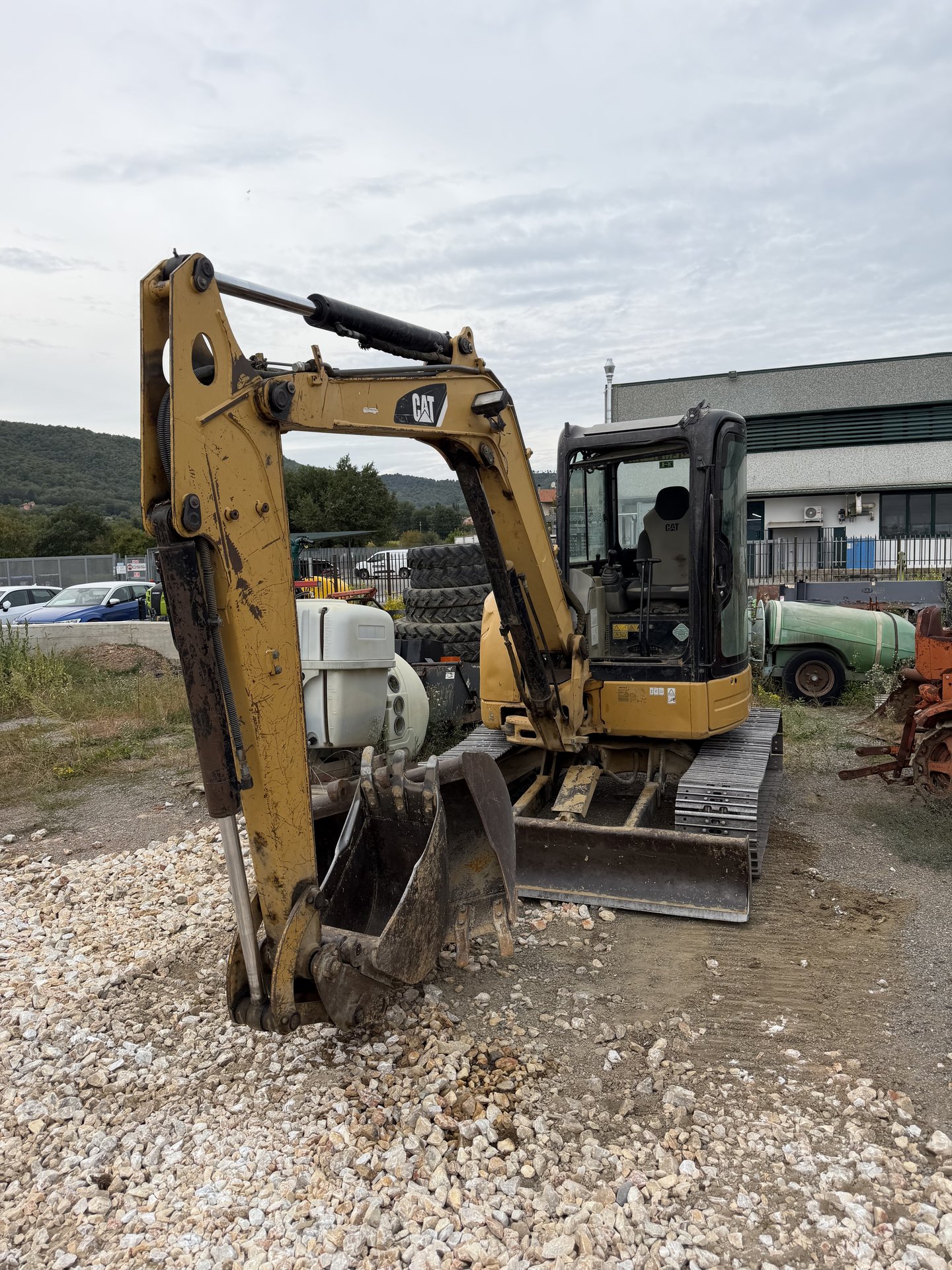 CATERPILLAR 305 C CR