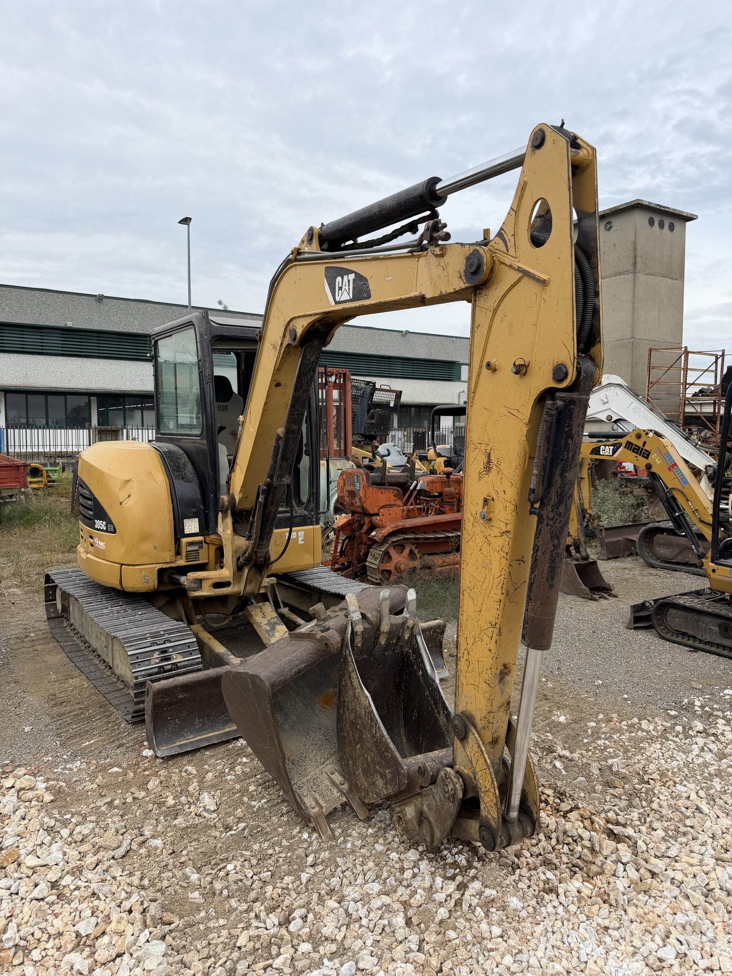 CATERPILLAR 305 C CR