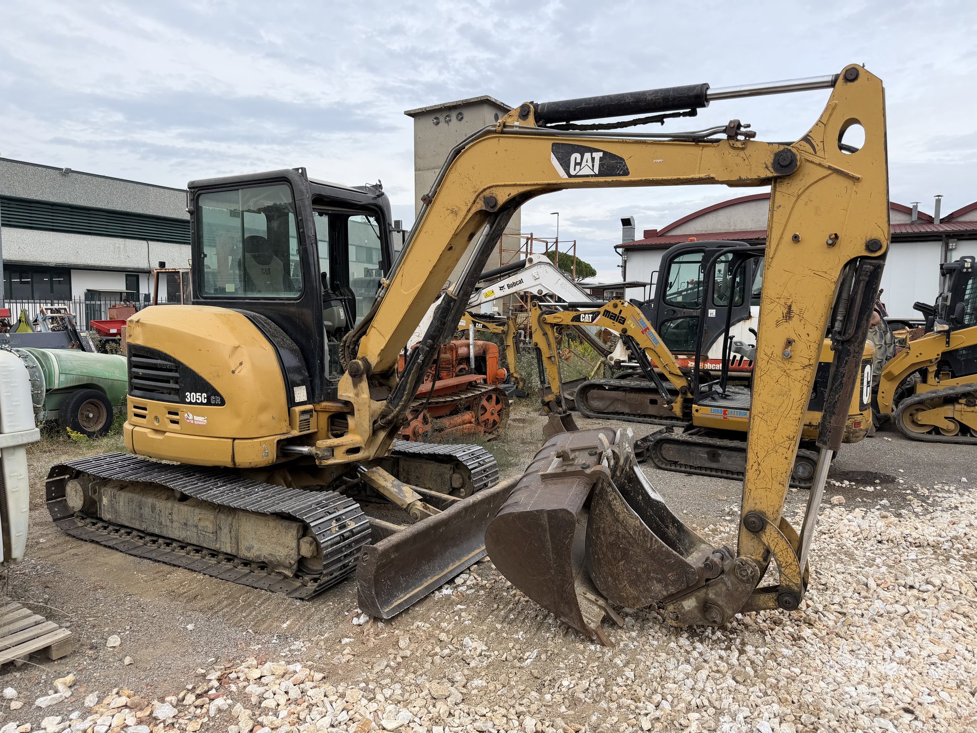 CATERPILLAR 305 C CR